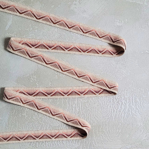 Tautinė juosta Rusva