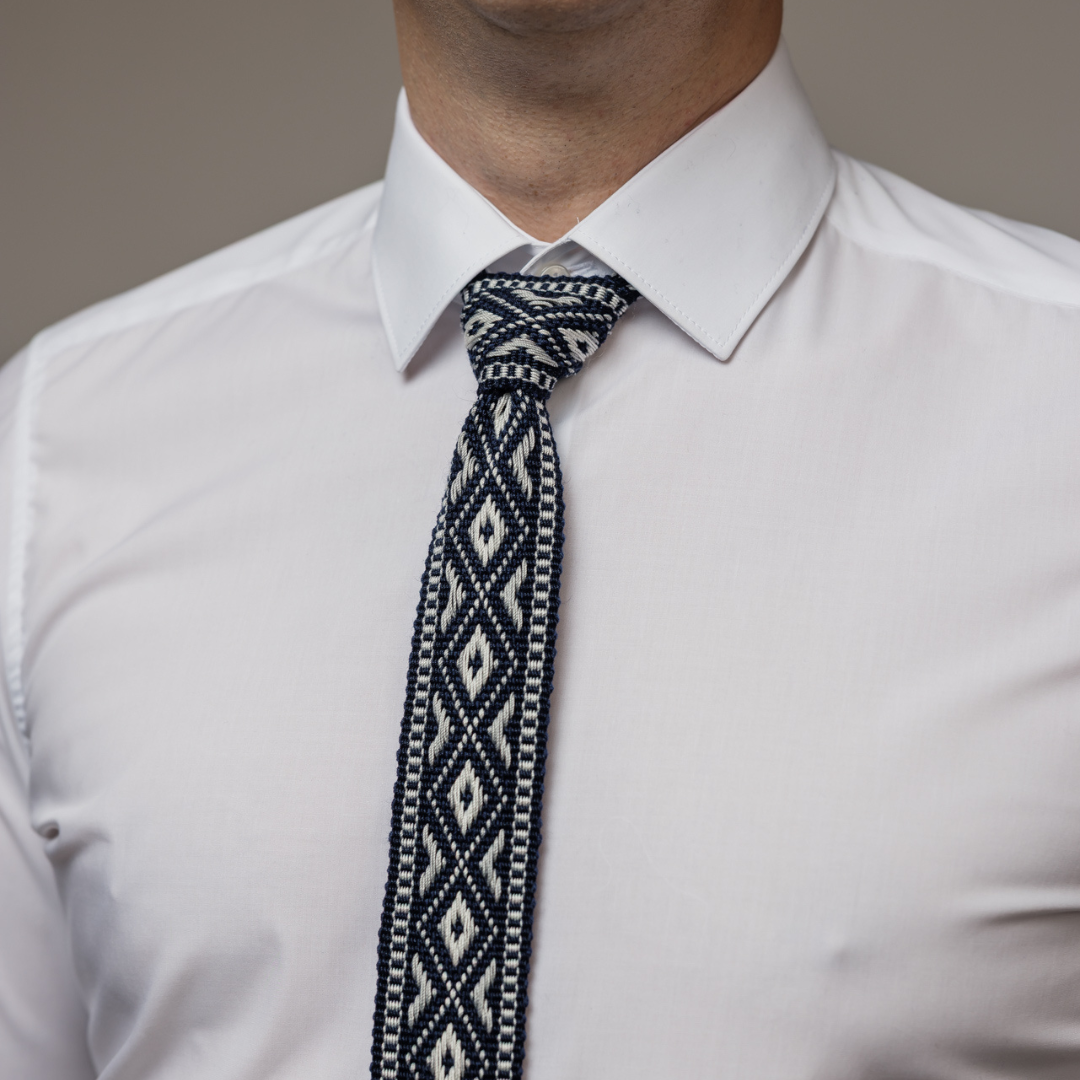 Siauras kaklaraištis