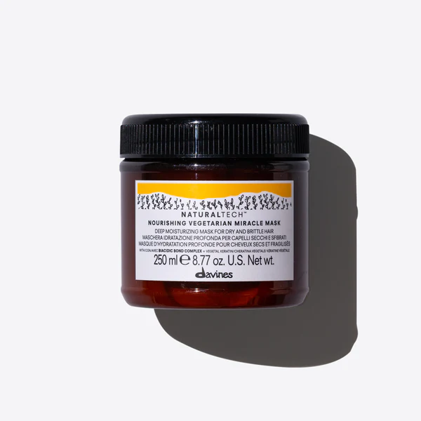 MAITINANTI KAUKĖ SU KERATINU VM PH: 4 | NOURISHING