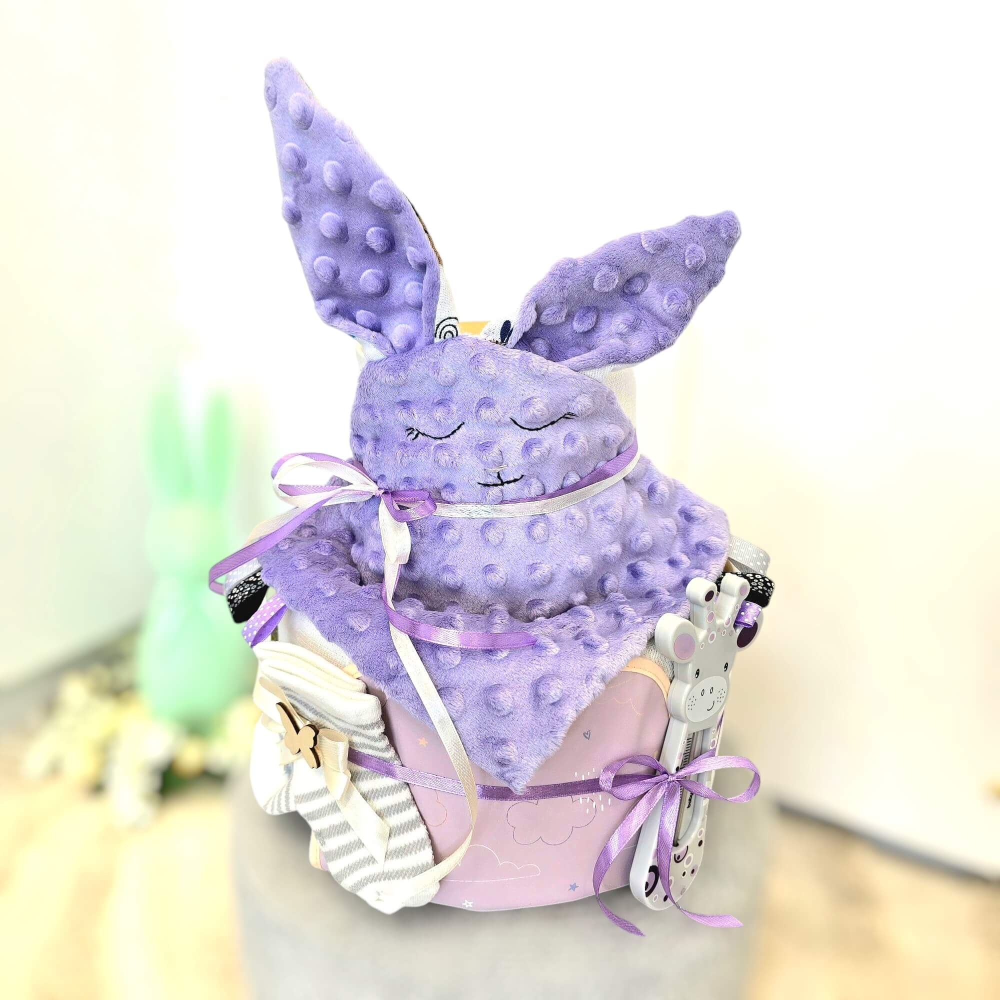 Sauskelnių tortas "Violetinis zuikutis"