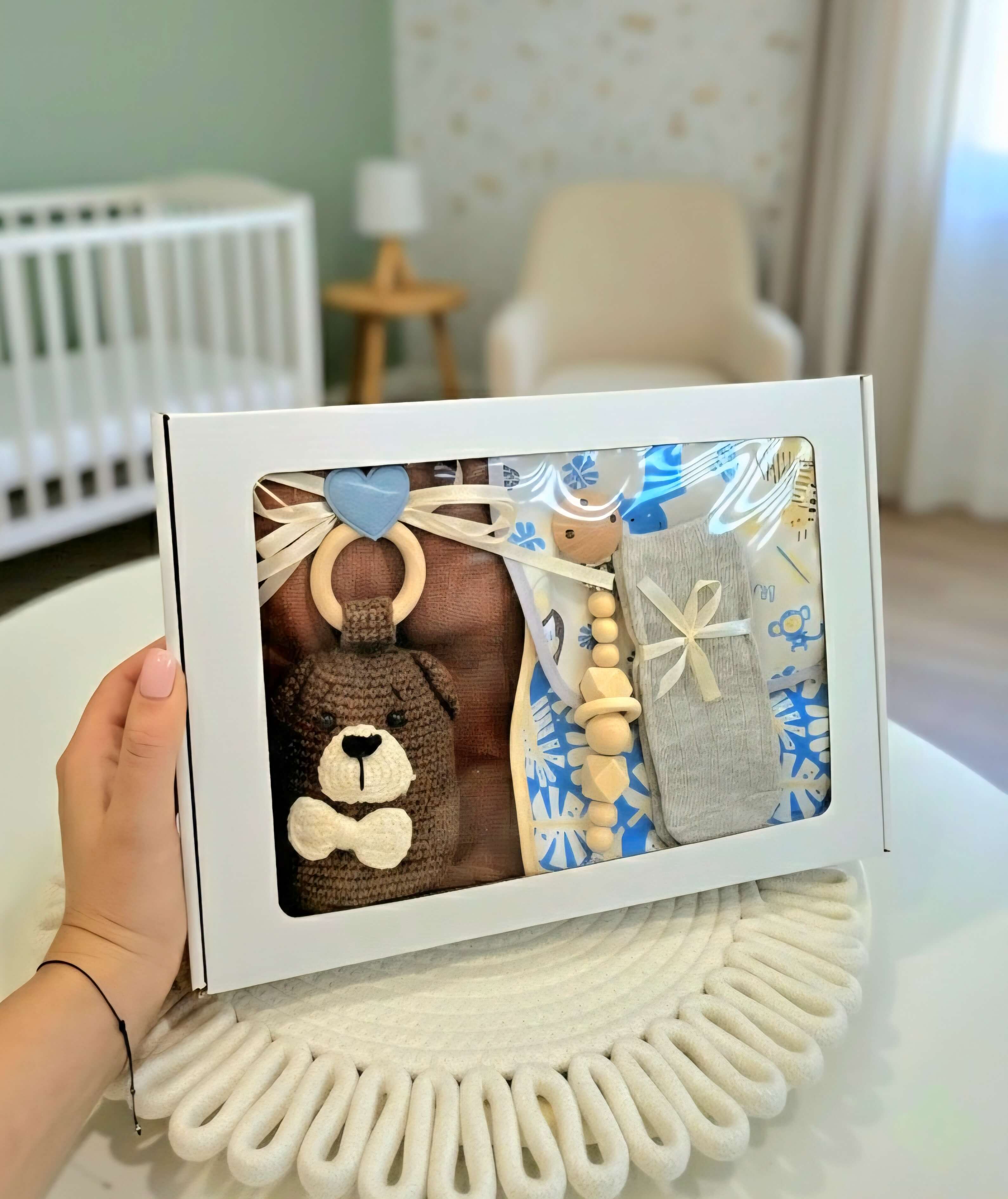 Rinkinys naujagimiui berniukui "Barškutis meškutis"