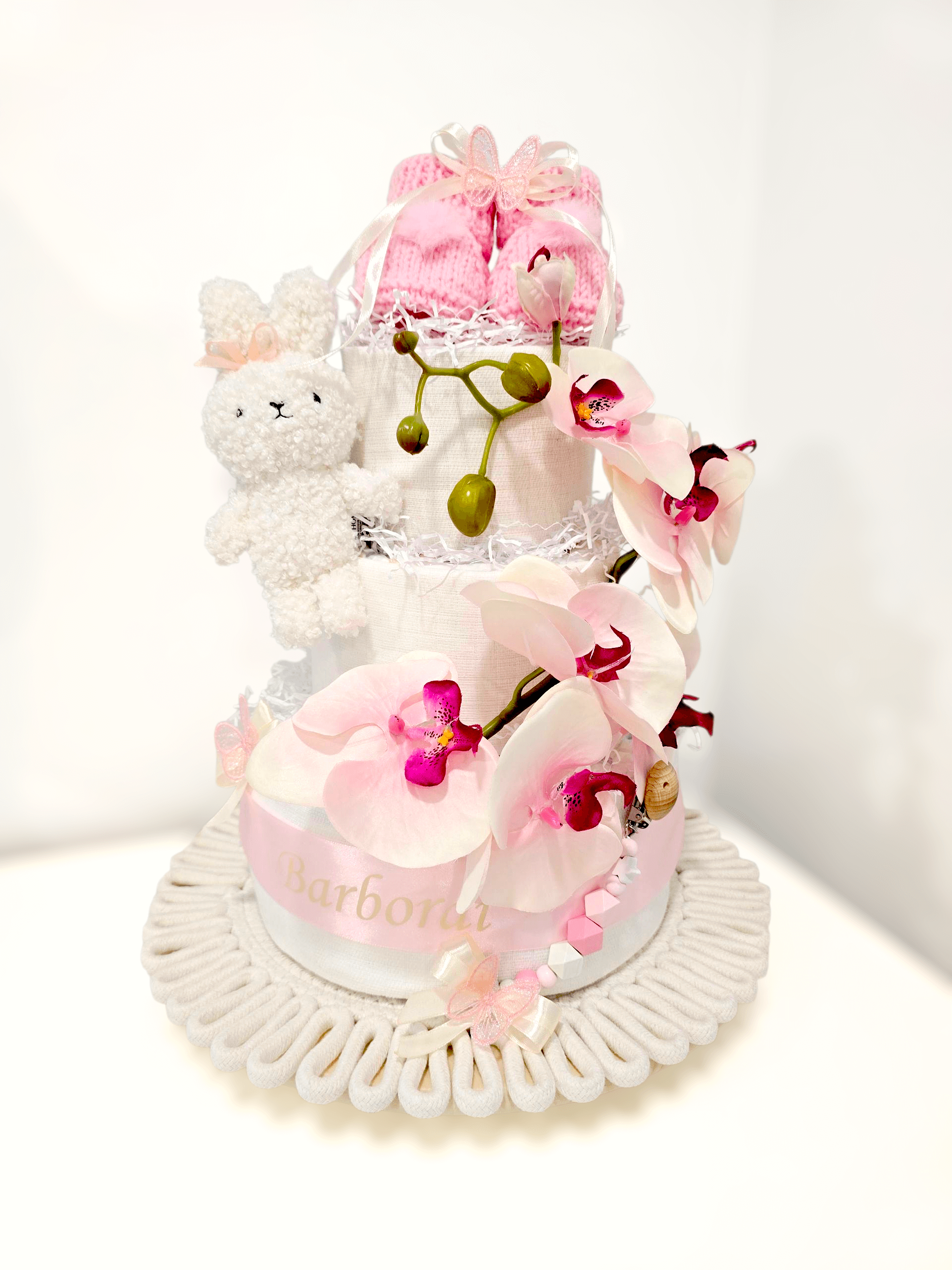 Trijų aukštų vardinis sauskelnių tortas Orchidėja