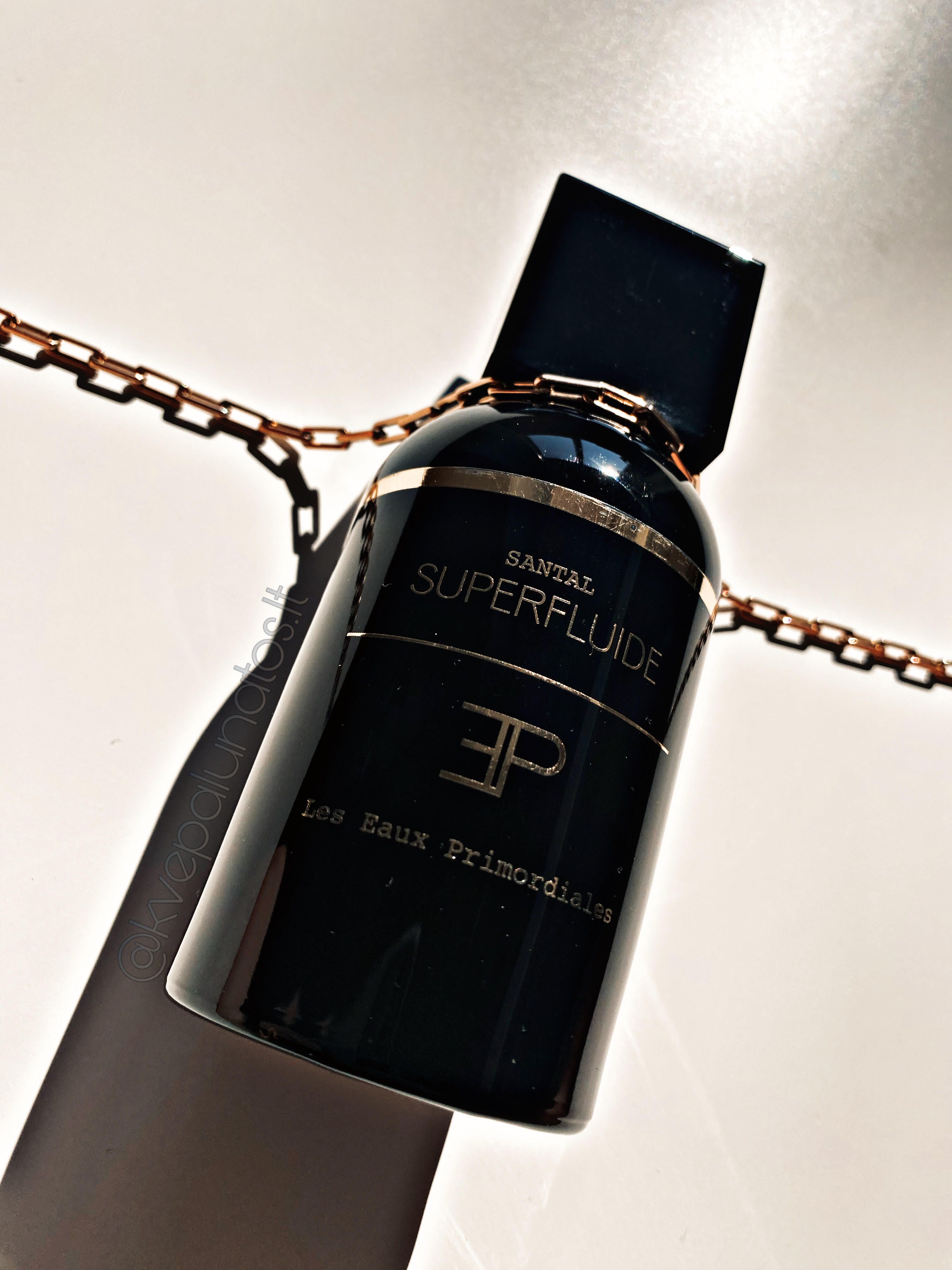 Les Eaux Primordiales Superfluide Santal EDP 