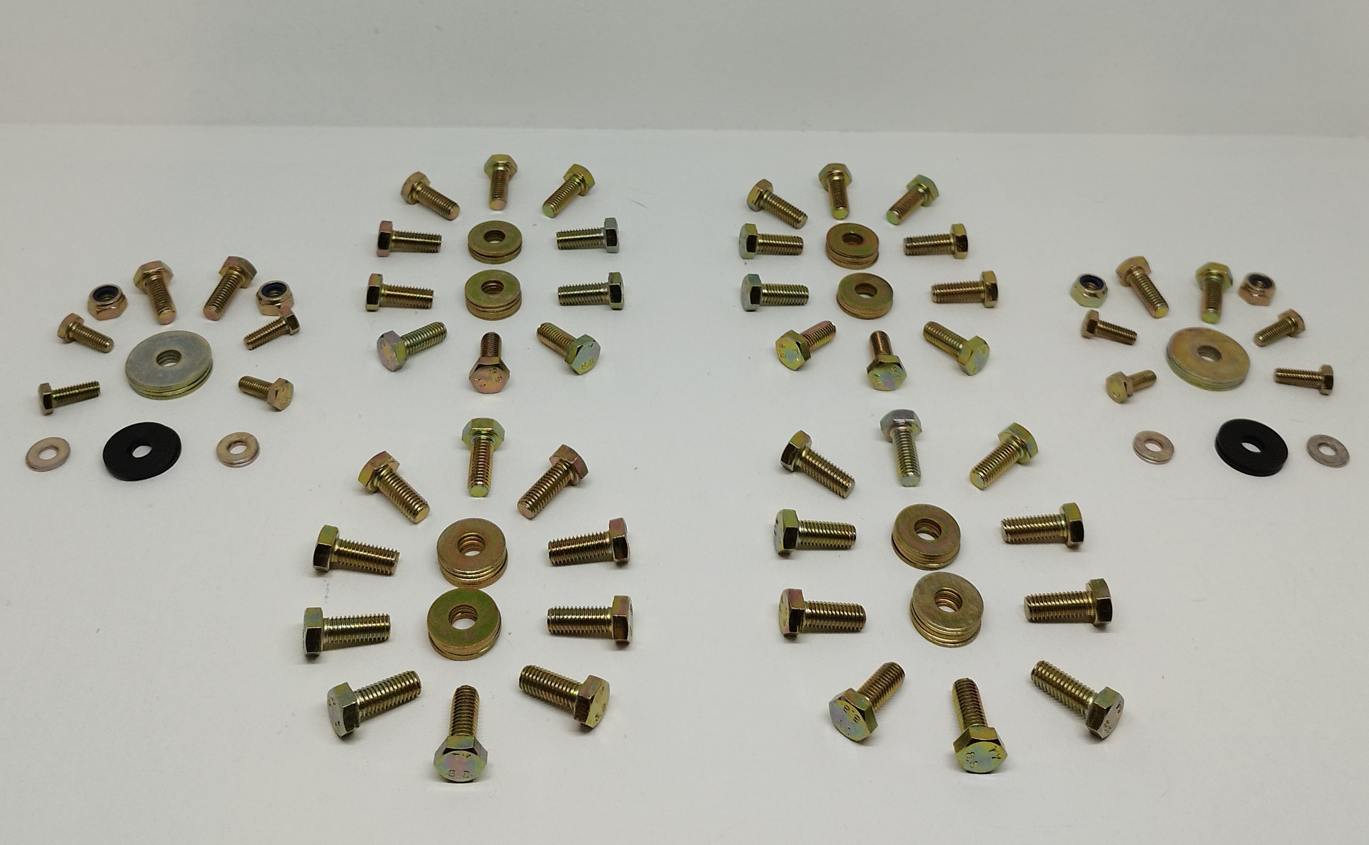 Kit de montage ailes + bas de caisse pour cox