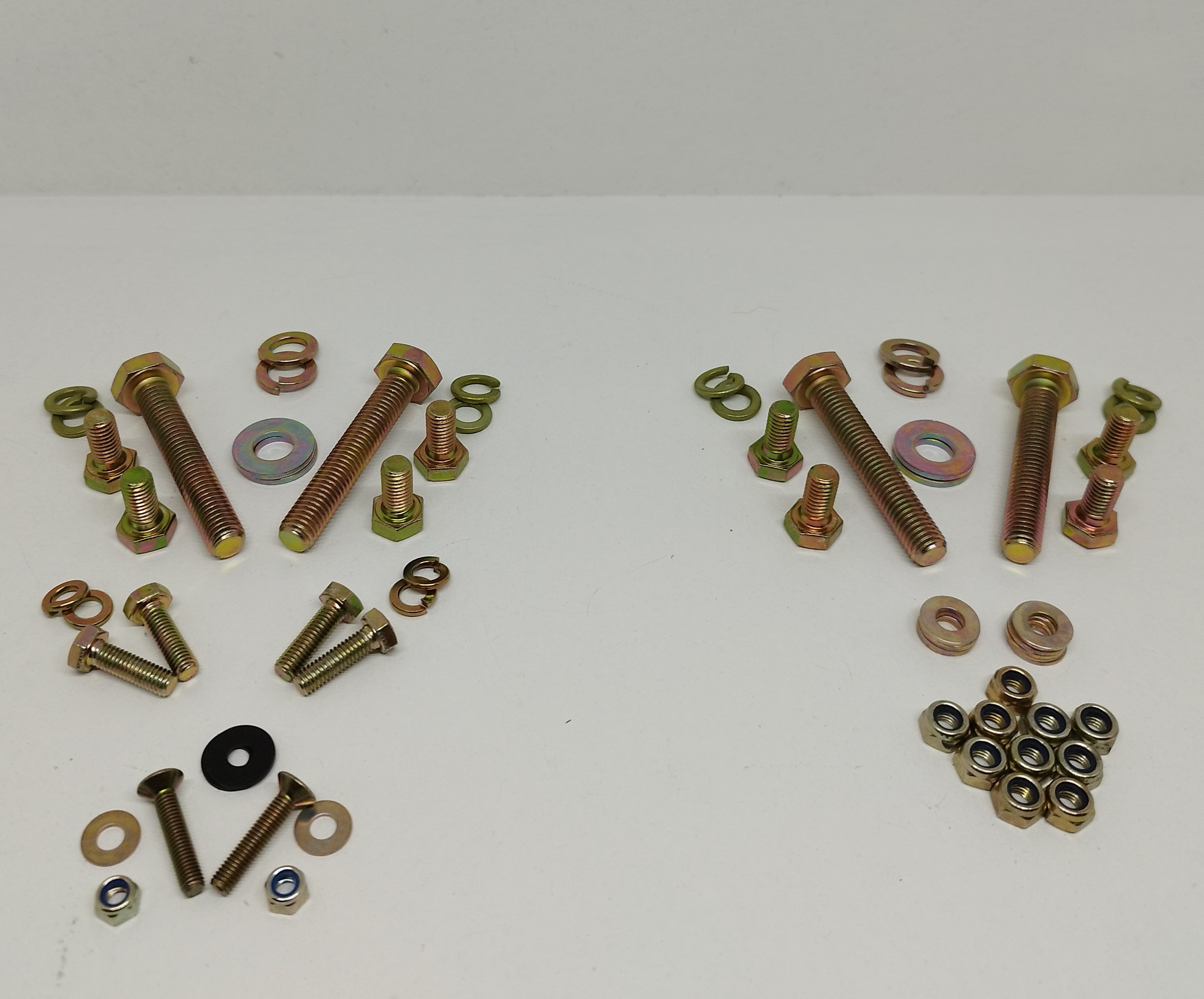 Kit de montage pare choc AV + AR Porsche 924 ou 944