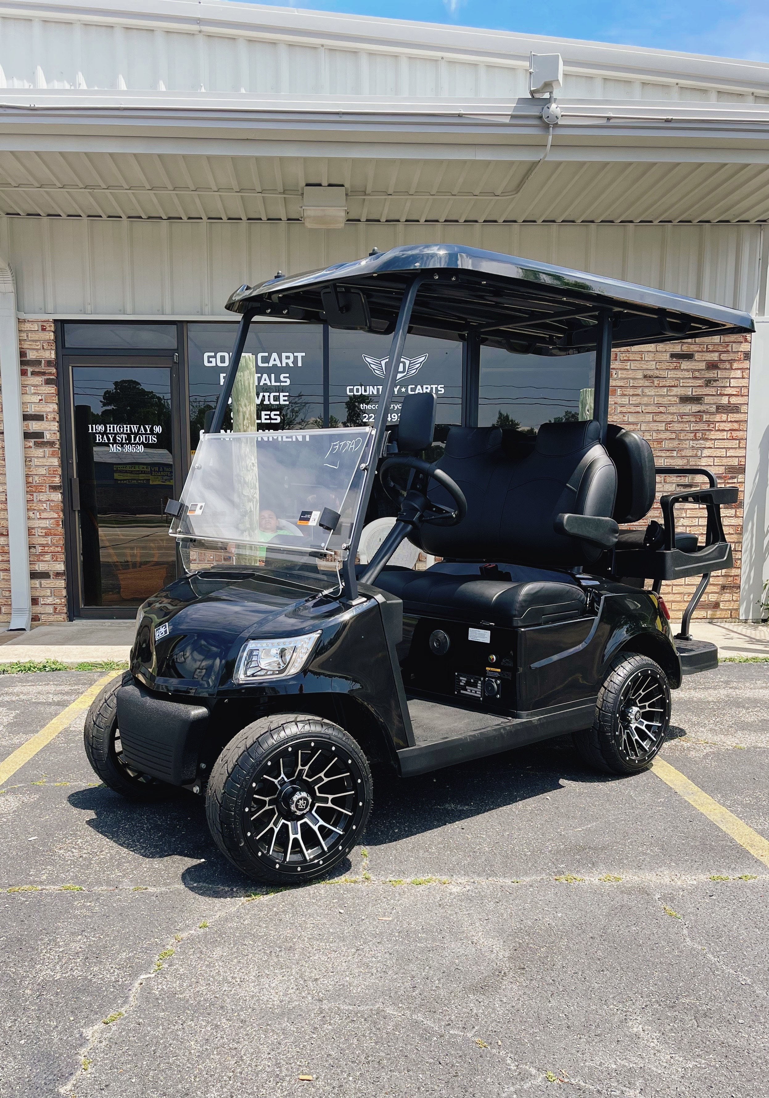 2023 Royal EV Ambassador 4 AGM 