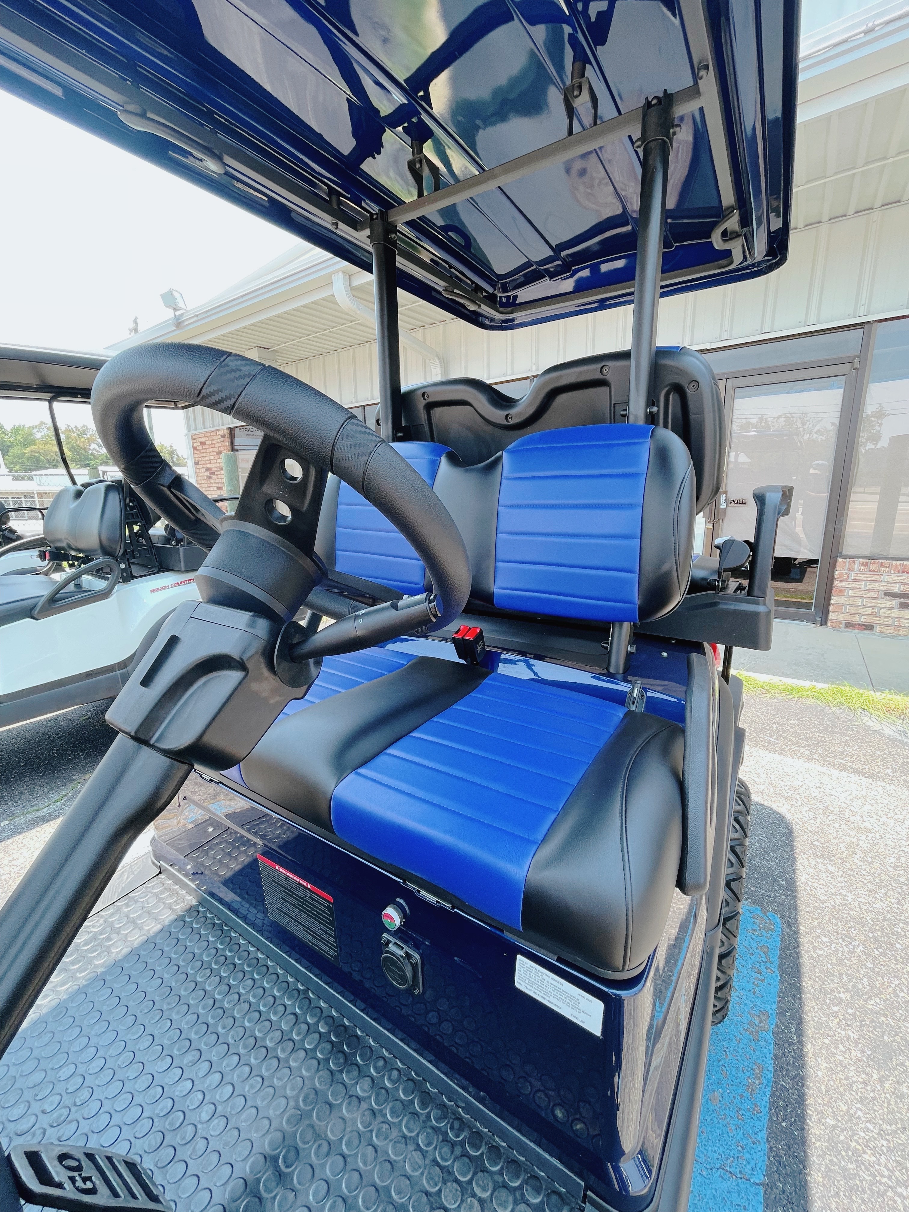 2023 Royal EV Crown 4L-L 72V