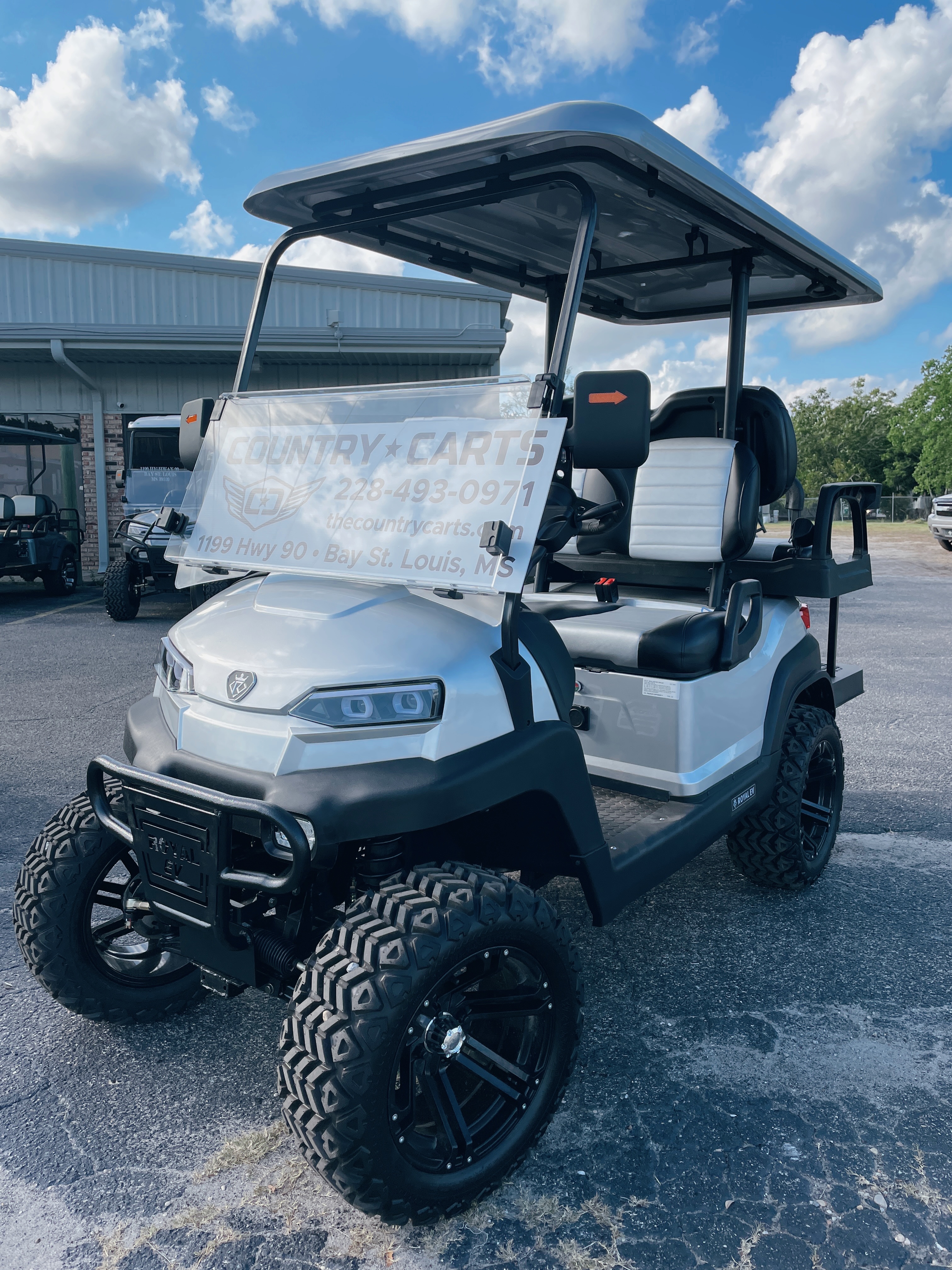2023 Royal EV Crown 4L-L 72V