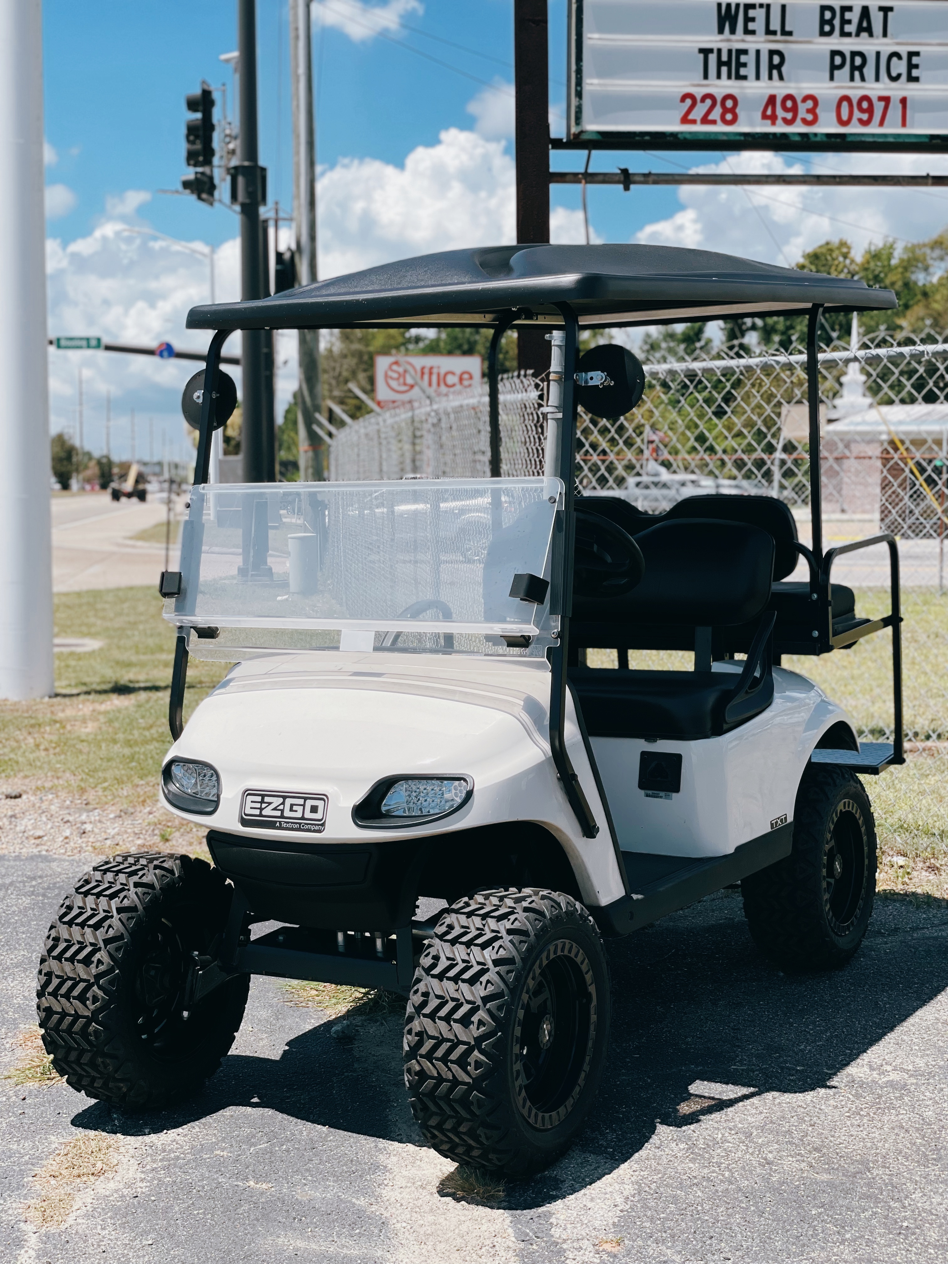 2018 EZ GO TXT 48V
