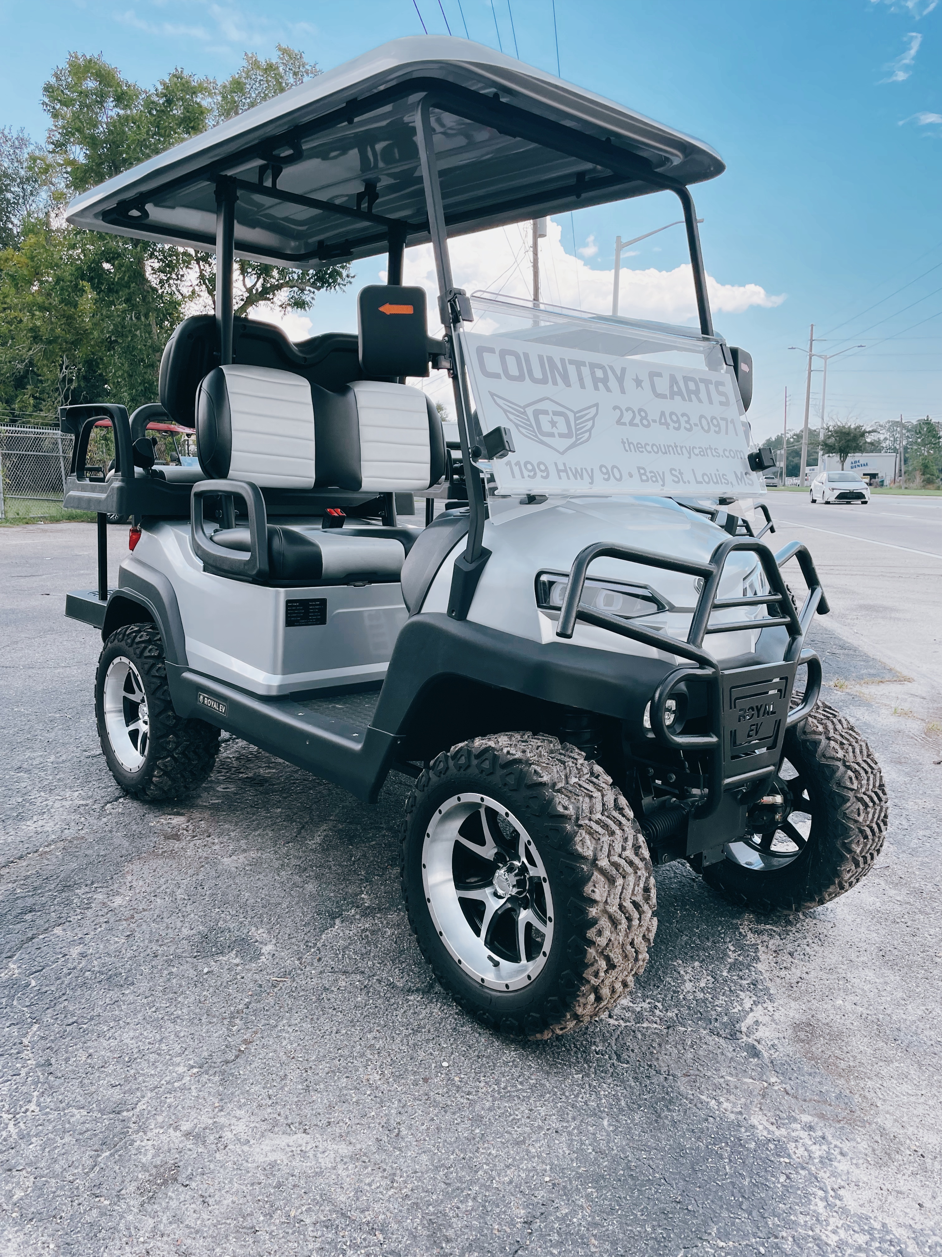 2023 Royal EV Crown 4L-L 72V Lithium