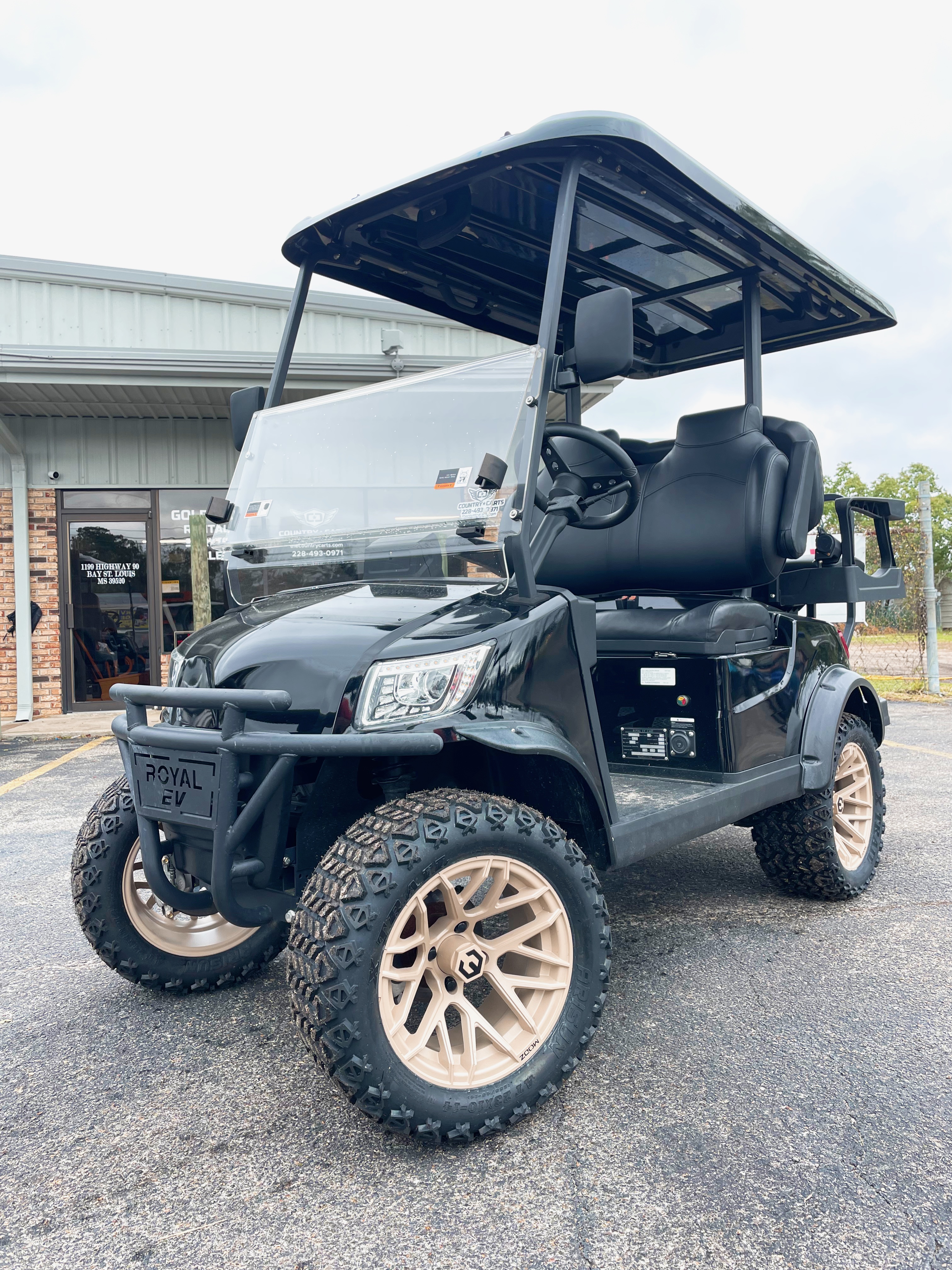 2023 Royal EV Ambassador 4L AGM
