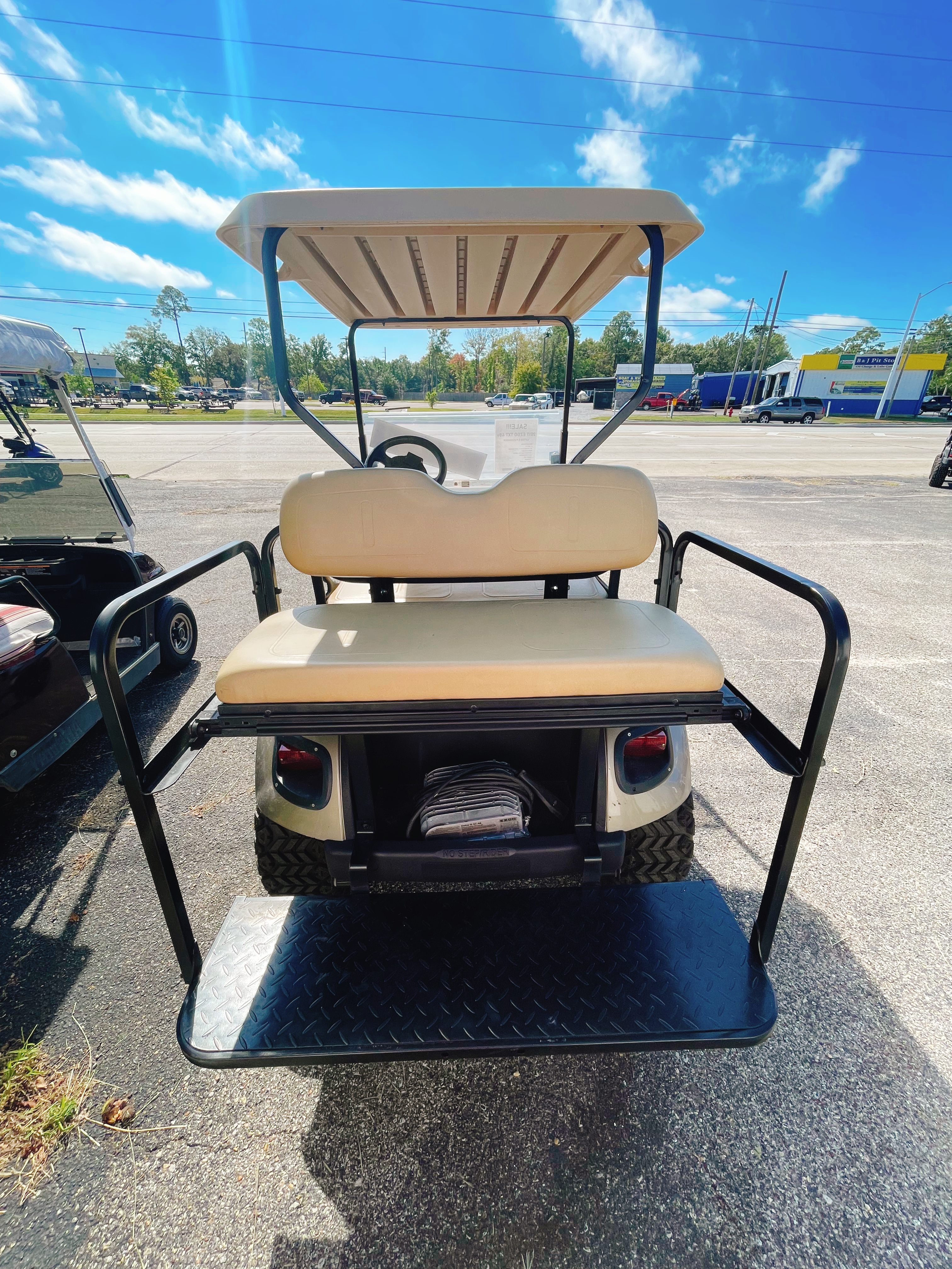 2017 EZ GO TXT 4 Seater 