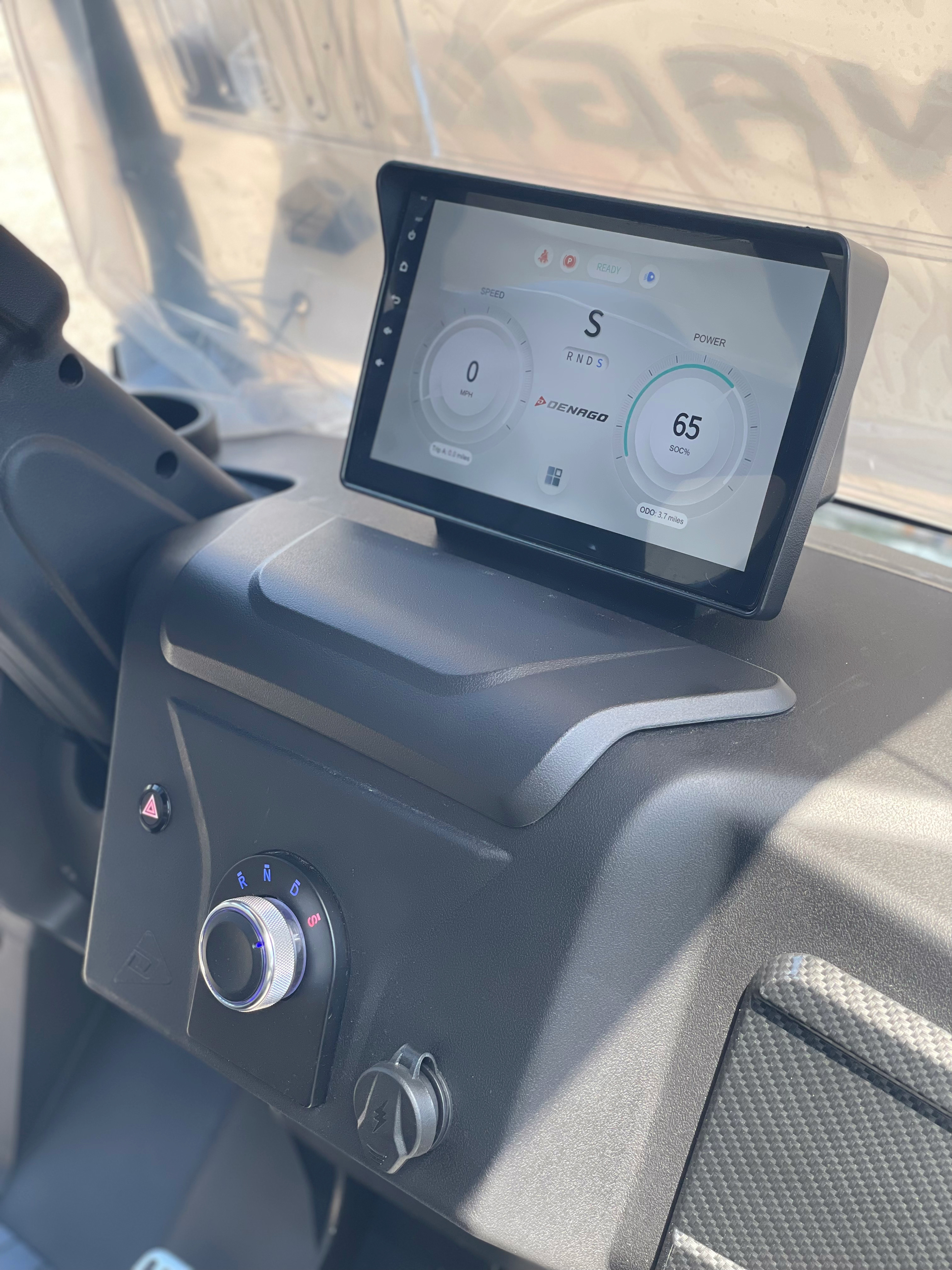 2025 Denago EV Rover 4