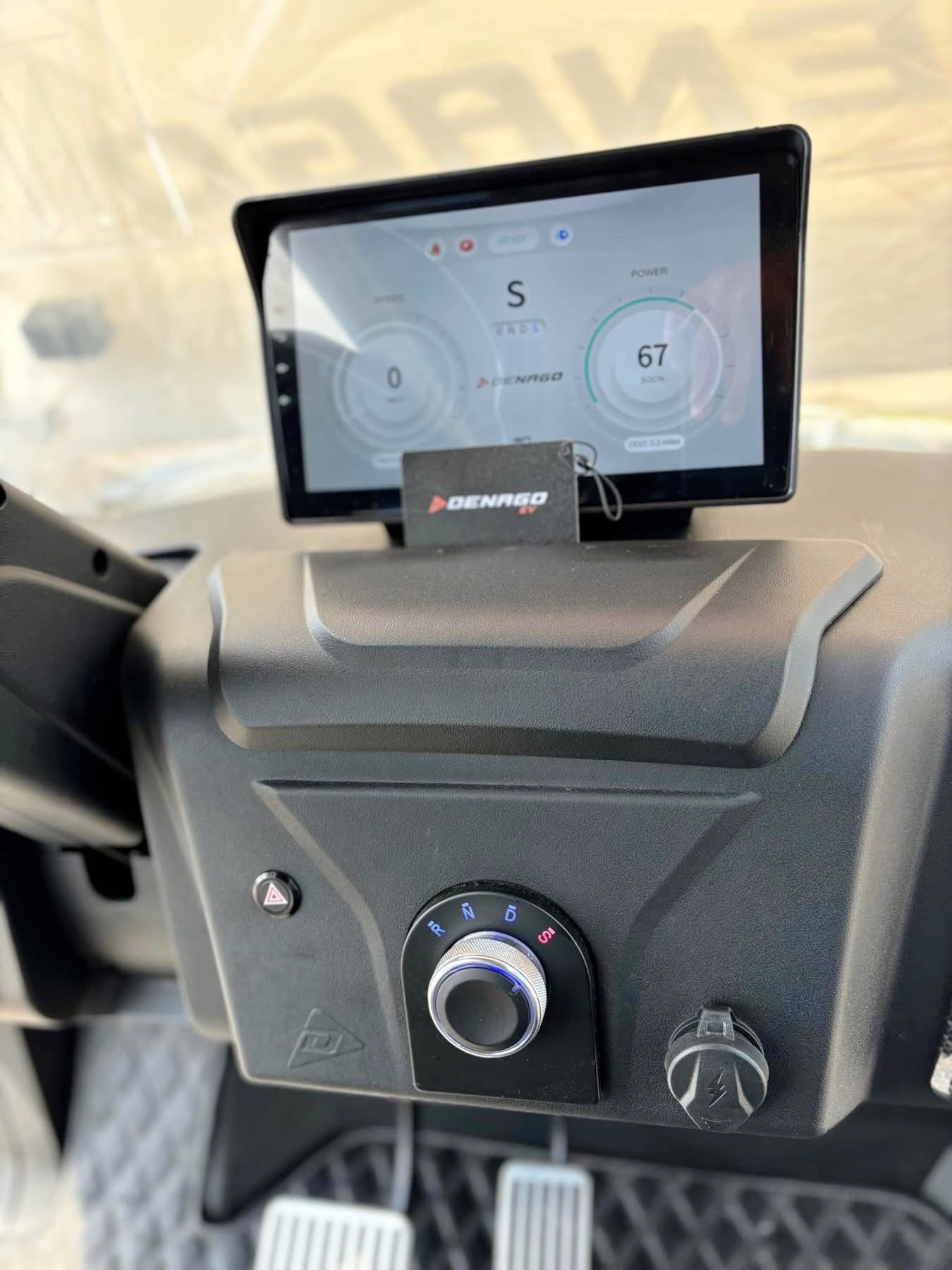 2025 Denago EV Rover XL 4 Forward