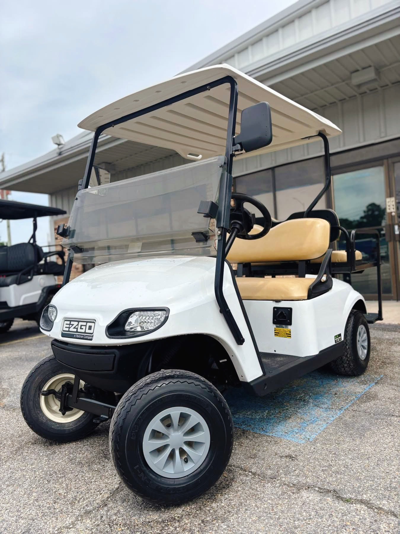 2019 EZ GO TXT 4 Seater 