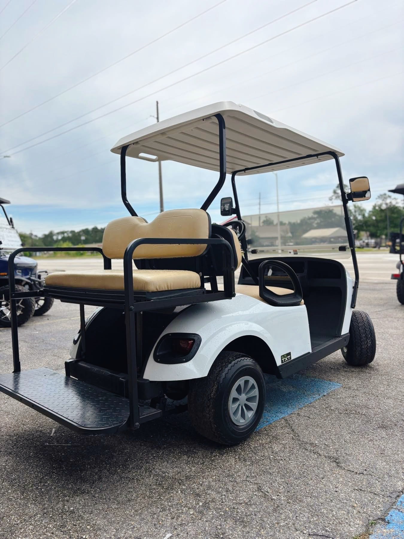 2019 EZ GO TXT 4 Seater 