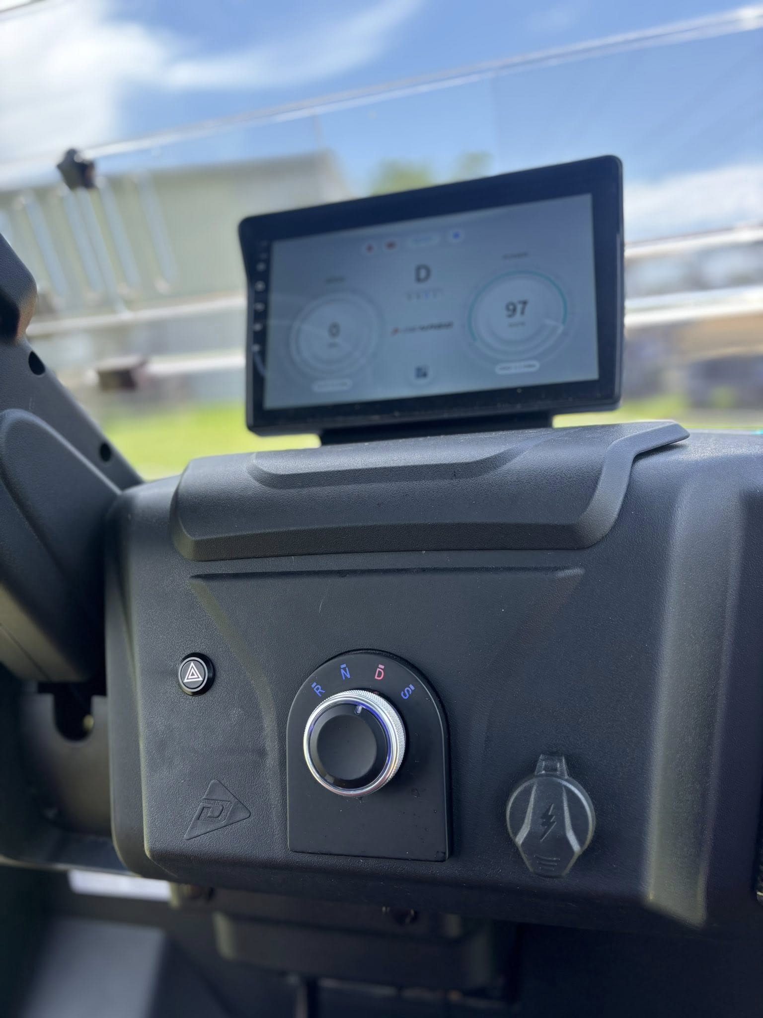 2025 Denago EV Rover XL 4 Forward