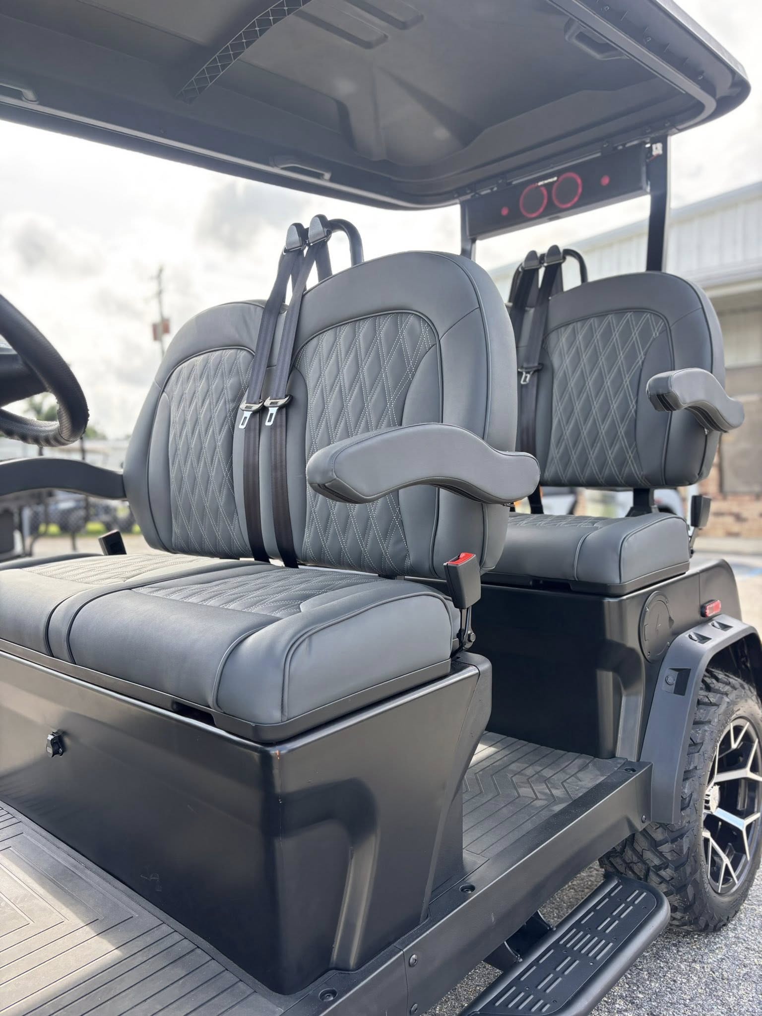 2025 Denago EV Rover XL 4 Forward