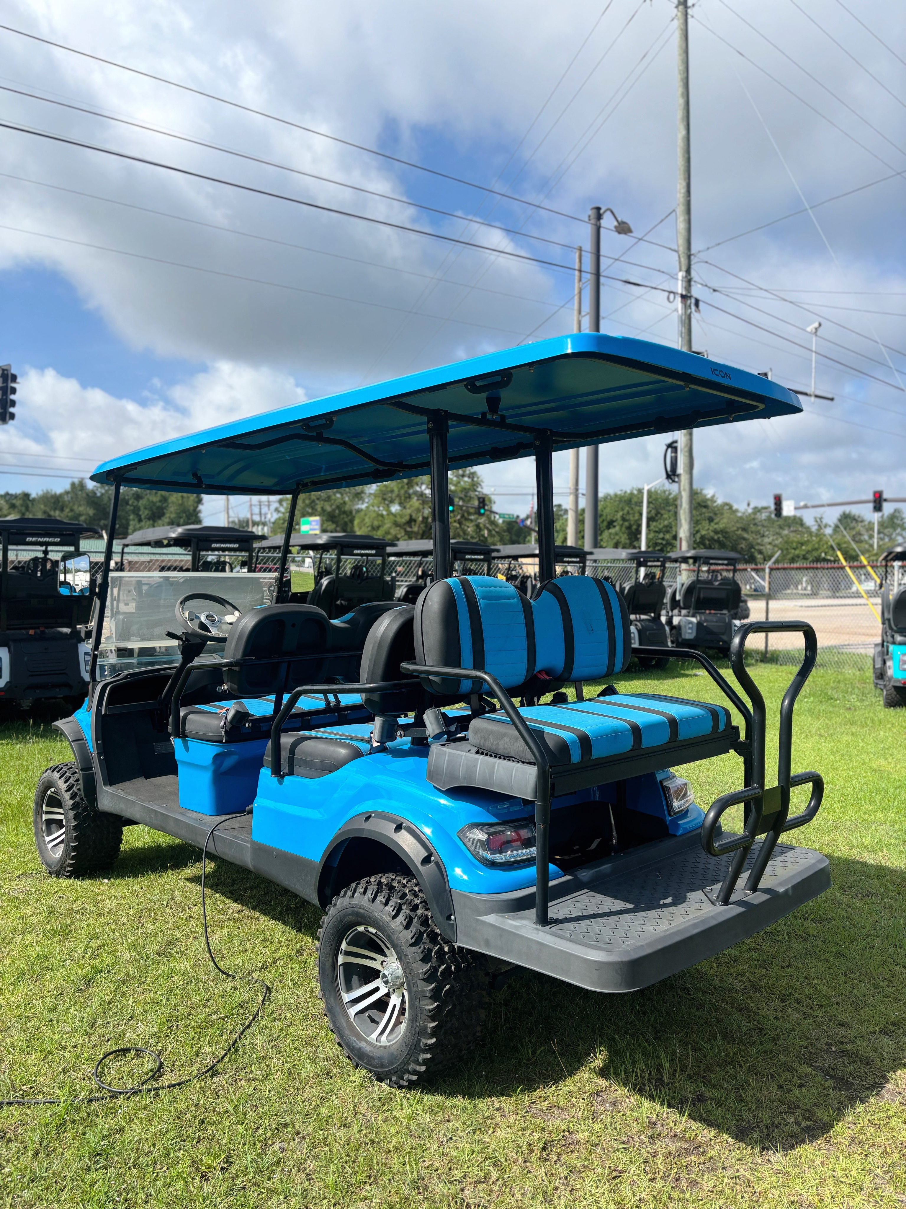2022 ICON 6 Seater Golf Cart
