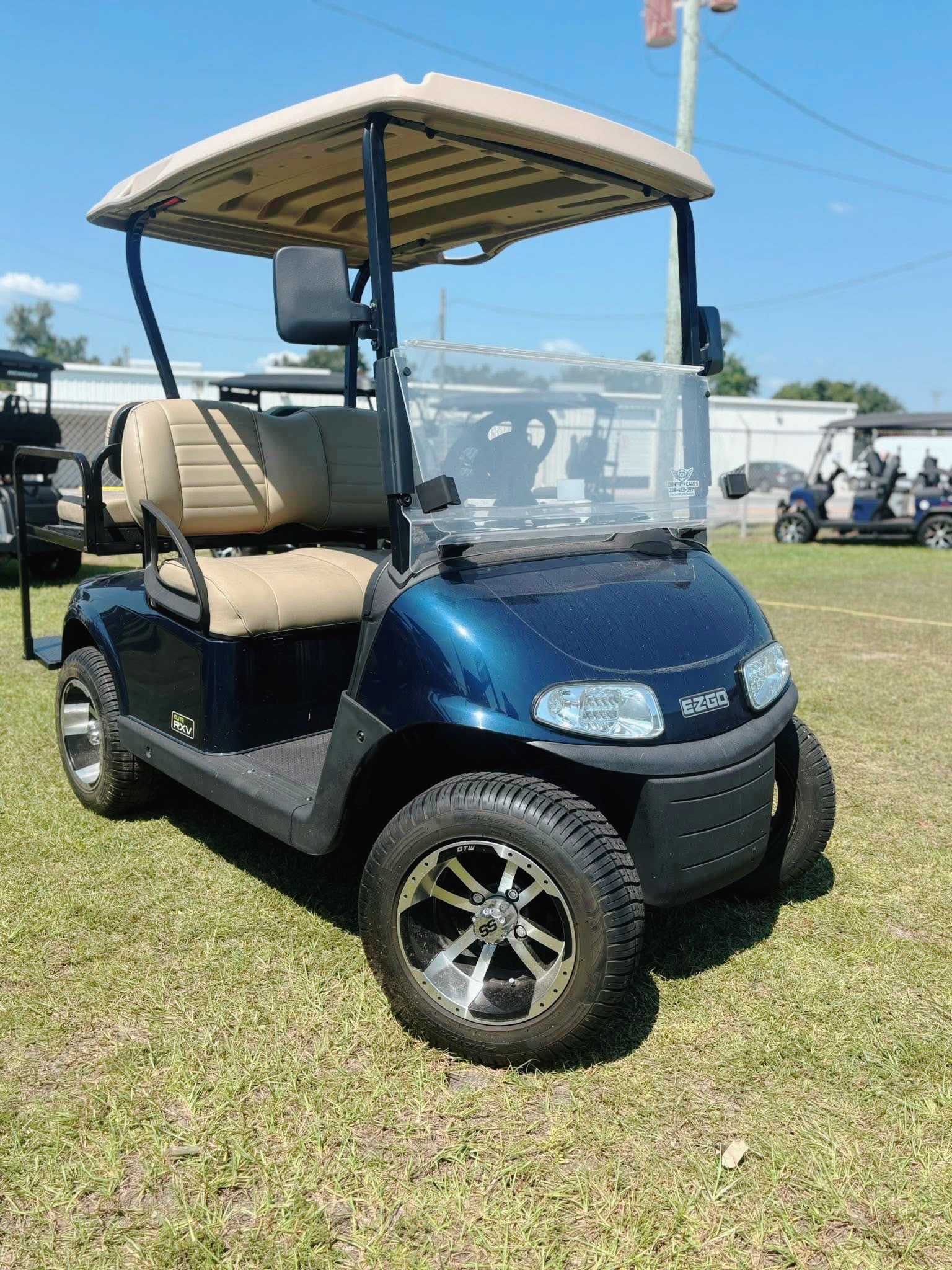 2019 EZ GO RXV 4 Seater Wheel Upgrade 
