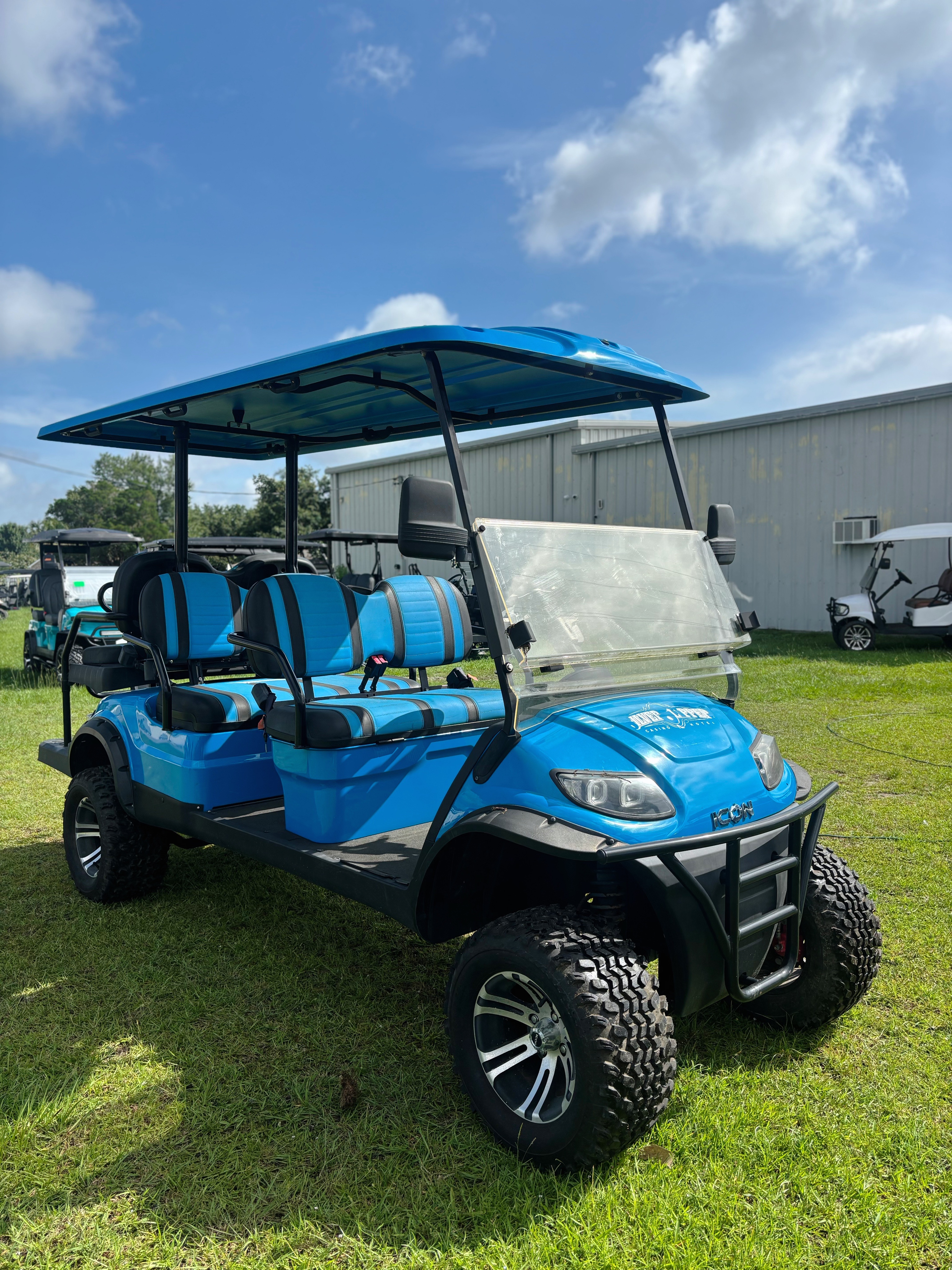 2022 ICON 6 Seater Golf Cart