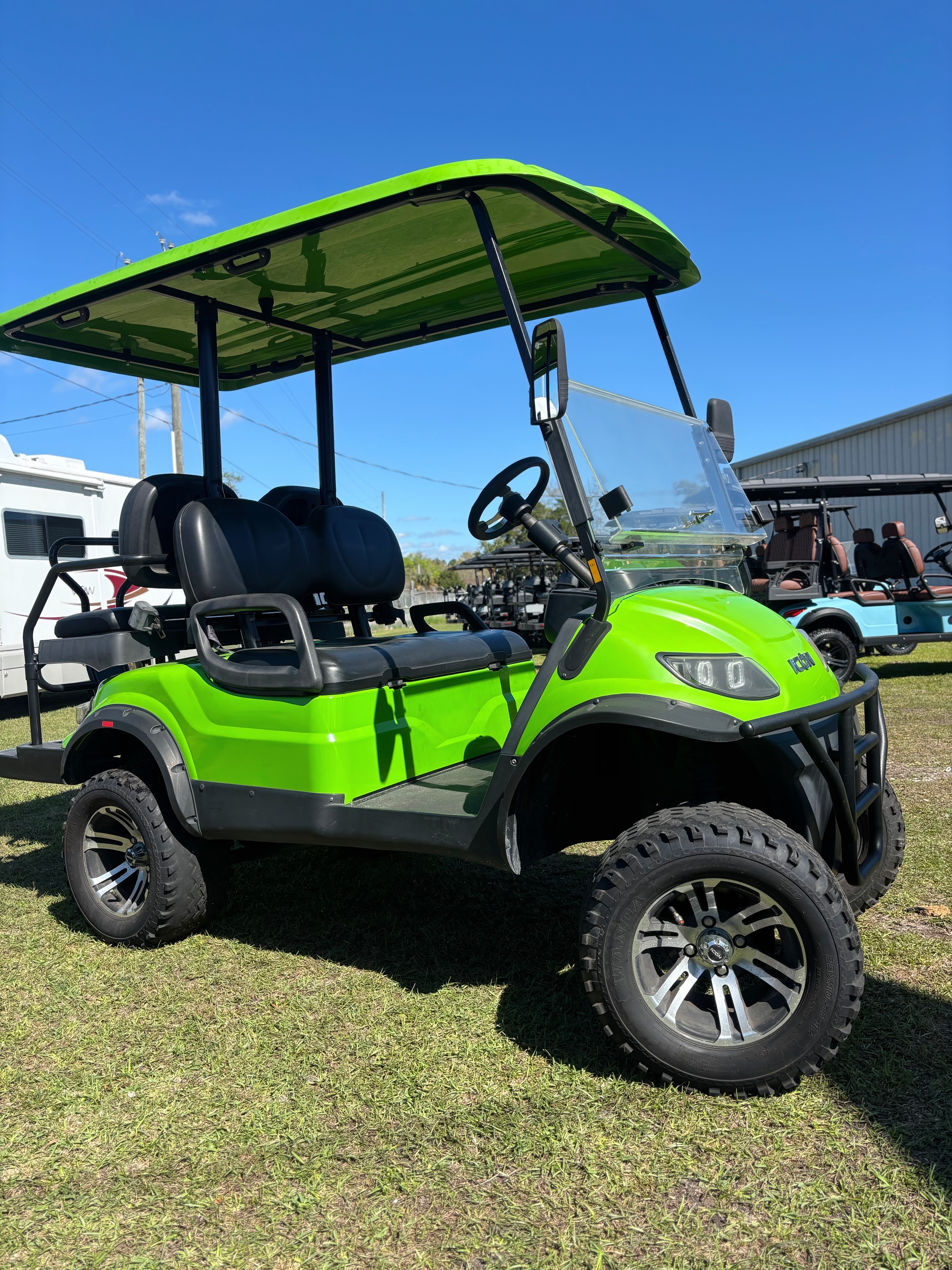 2022 Icon i40L Golf Cart 