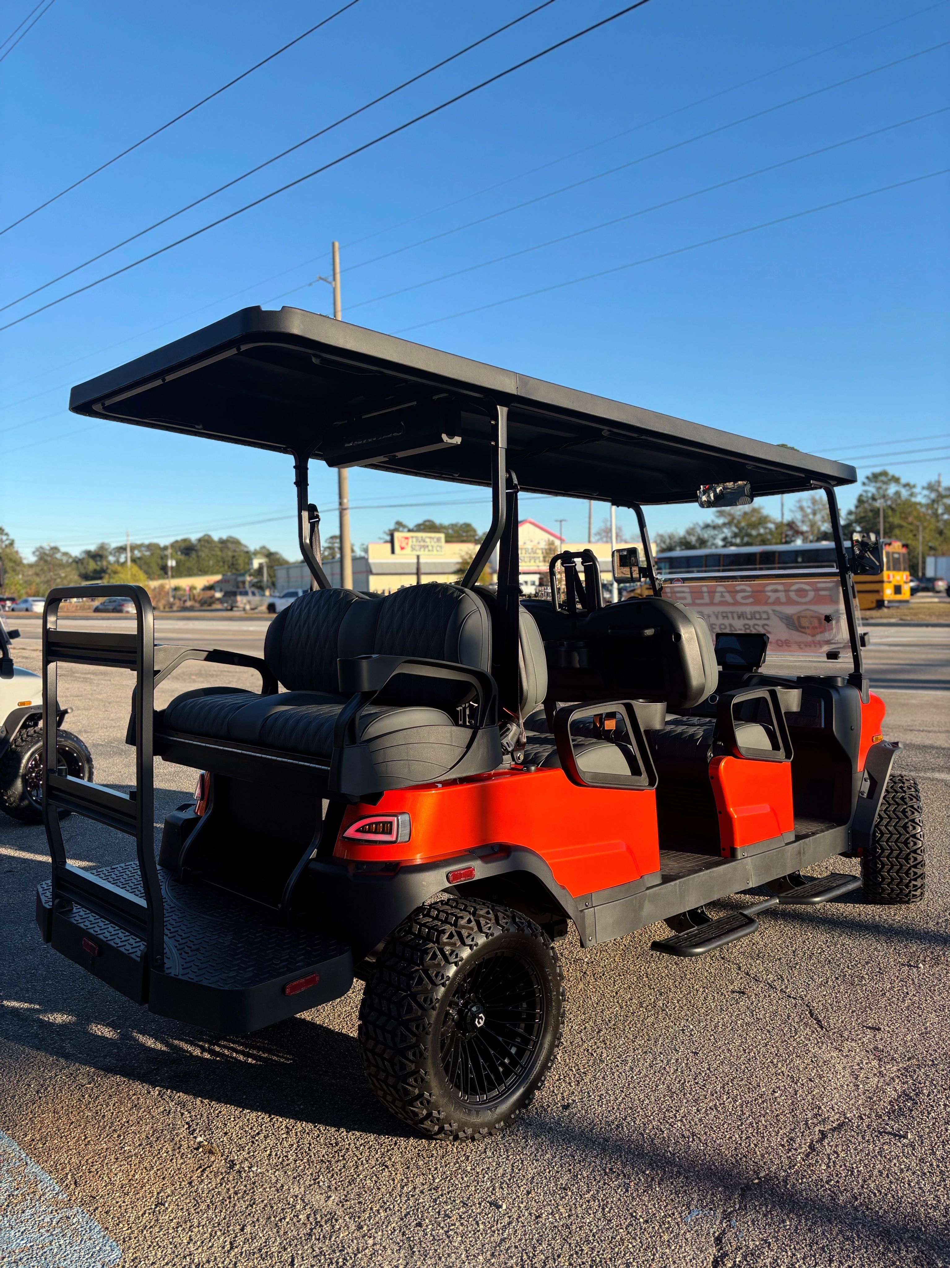 2025 Denago EV Rover XL6 (4+2)