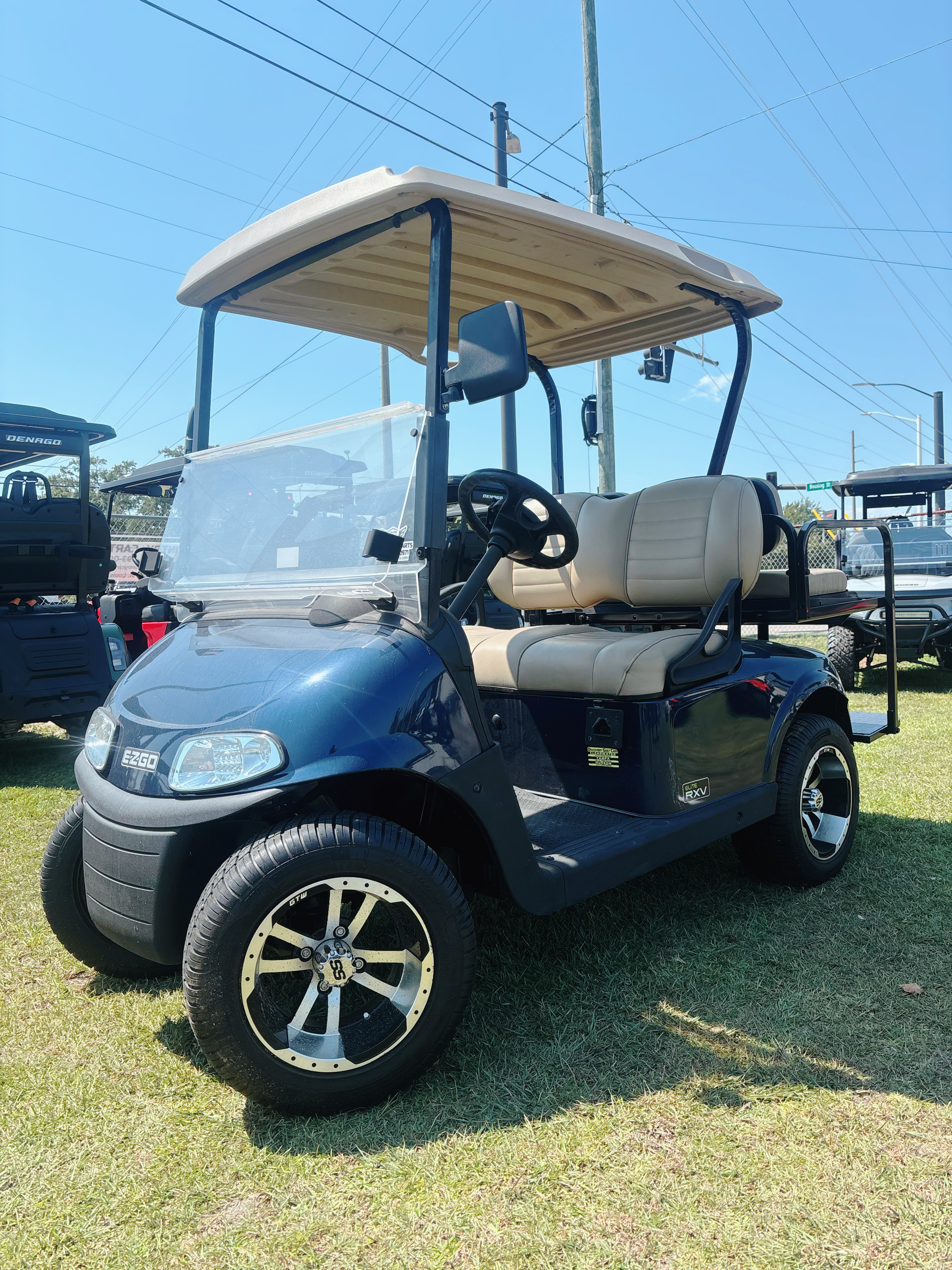2019 EZ GO RXV 4 Seater Wheel Upgrade 