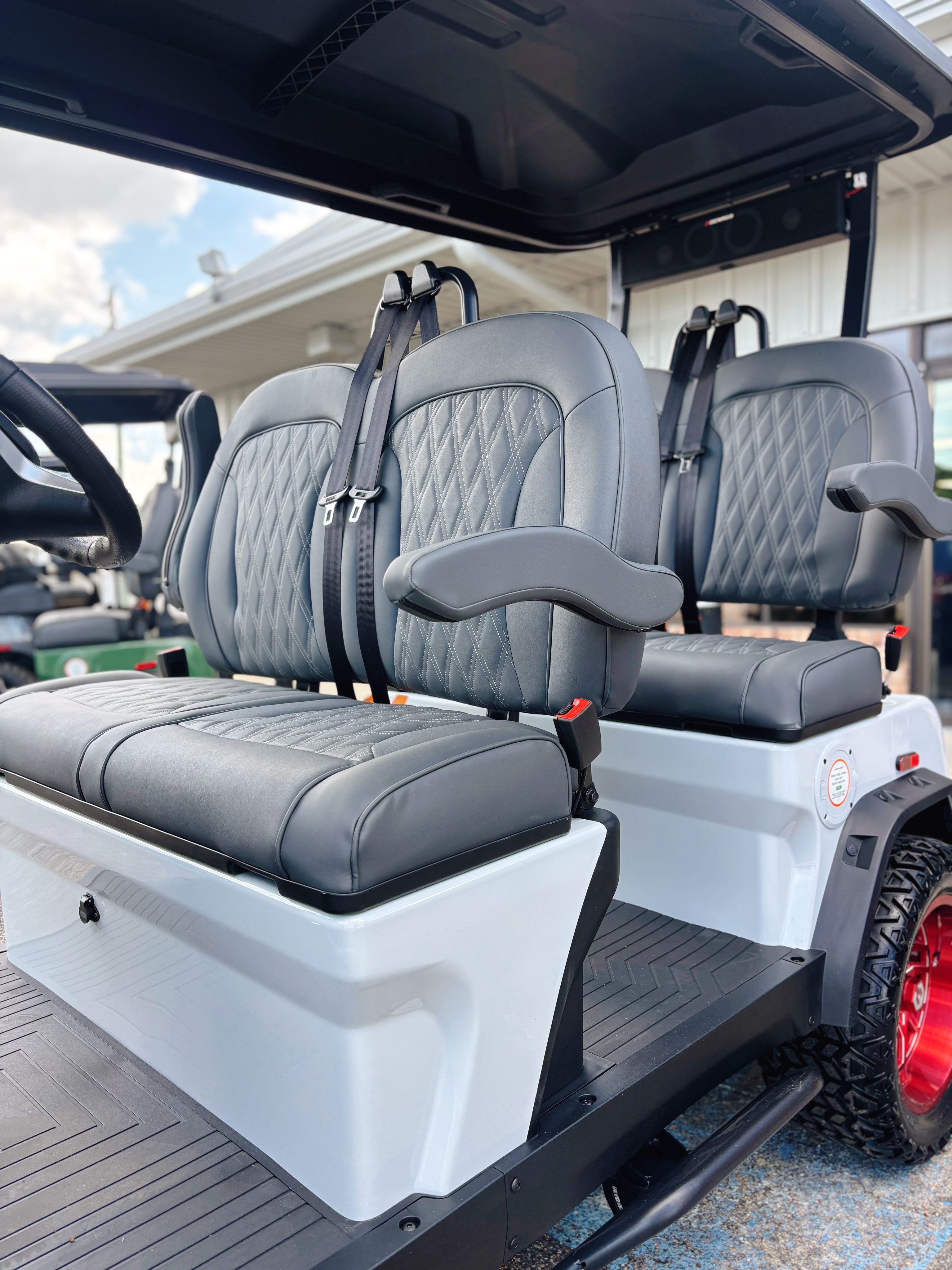 2025 Denago EV Rover XL 4 Forward
