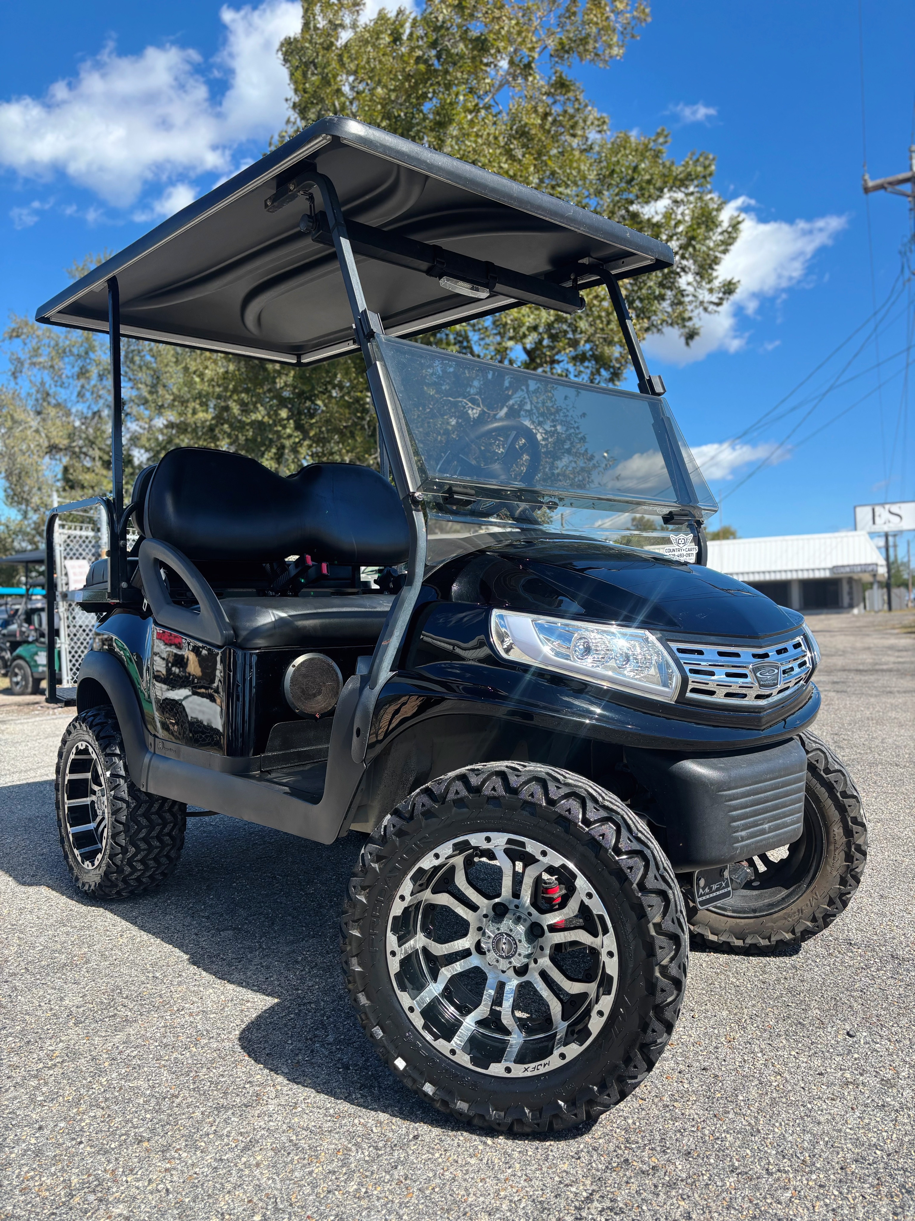 2005 Club Car Precedent (Custom Double Take Body) 