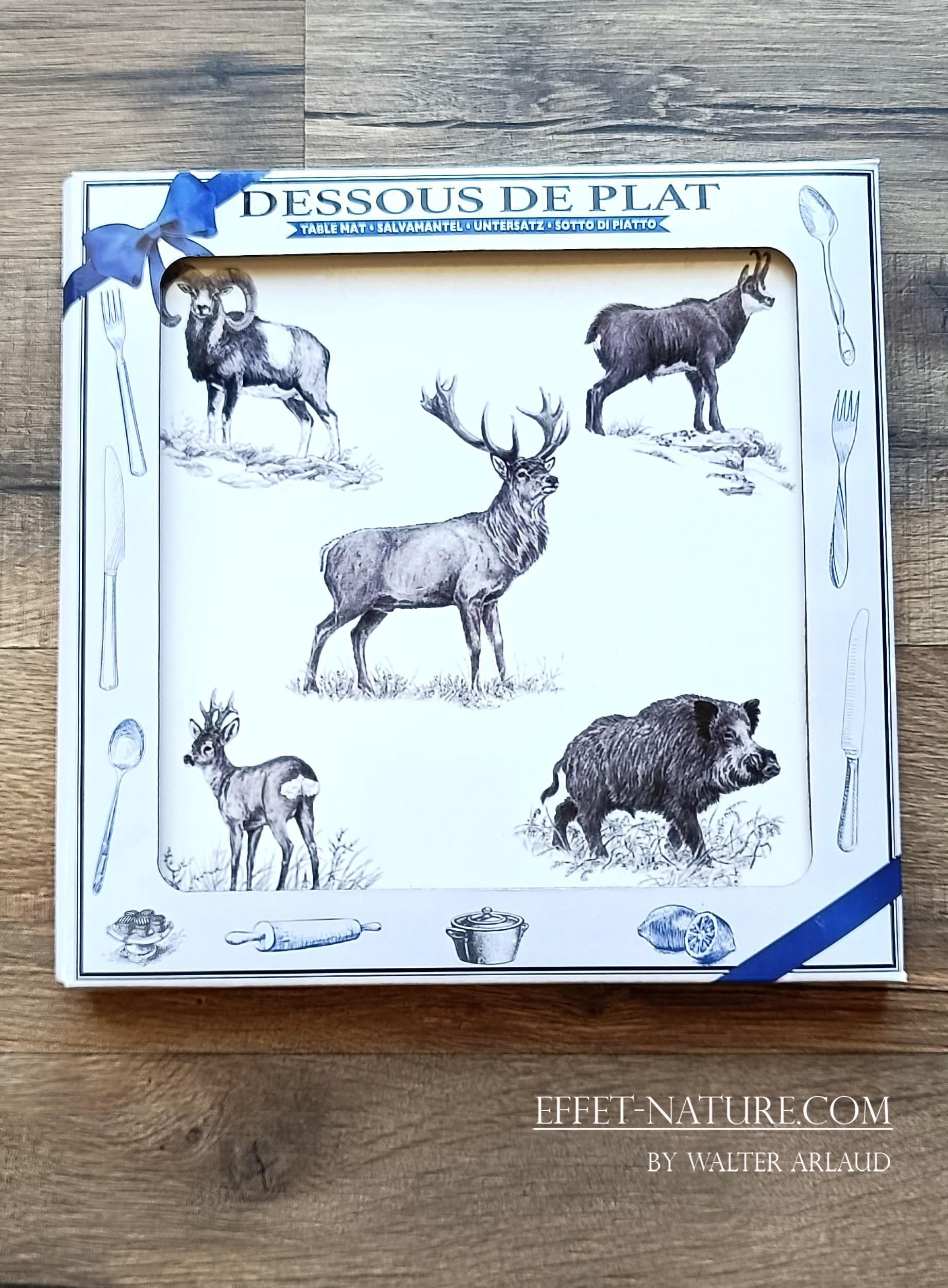 Dessous de plats "Grande faune" illustré par l'artiste Walter Arlaud