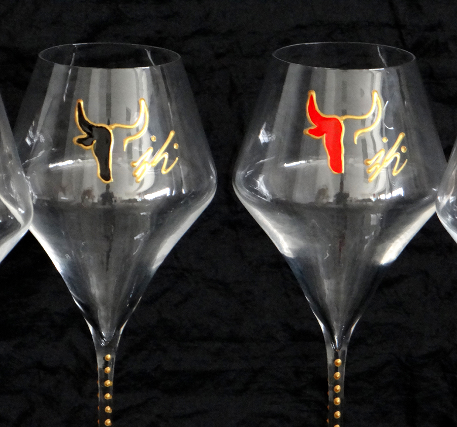 Verre à Vin en Cristal Taureau Contour Or