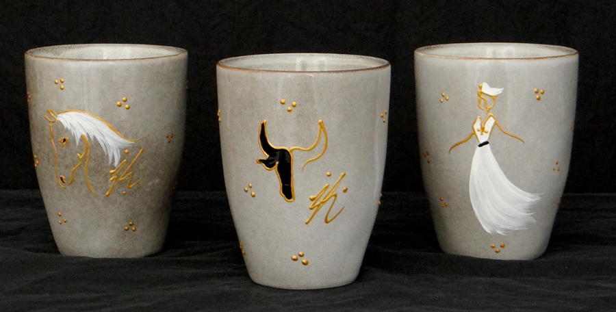 Ensemble de 2 Mug Gris Taupe avec dessins Camargue 