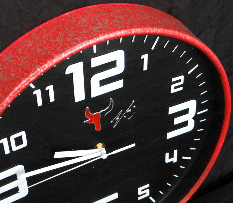 Horloge Moderne Taureau Design