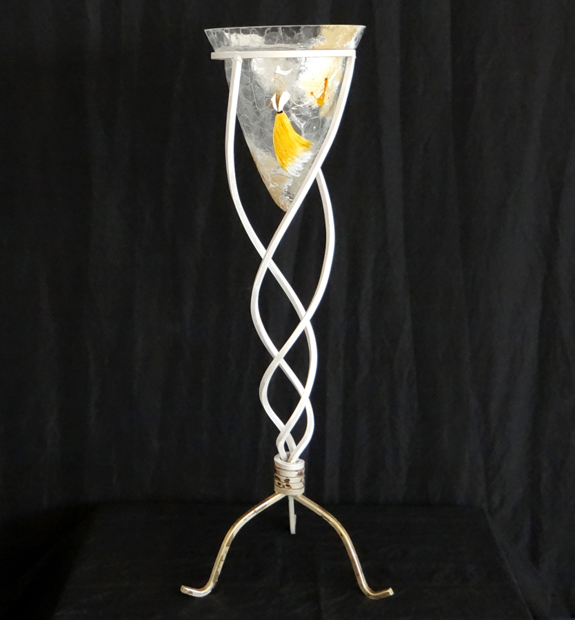 Vase sur trépied en fer forgé Arlesienne