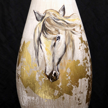Vase en céramique avec motif de cheval