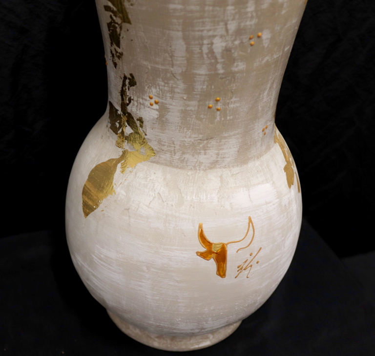Vase Taureau Design Beige & Feuille d'Or