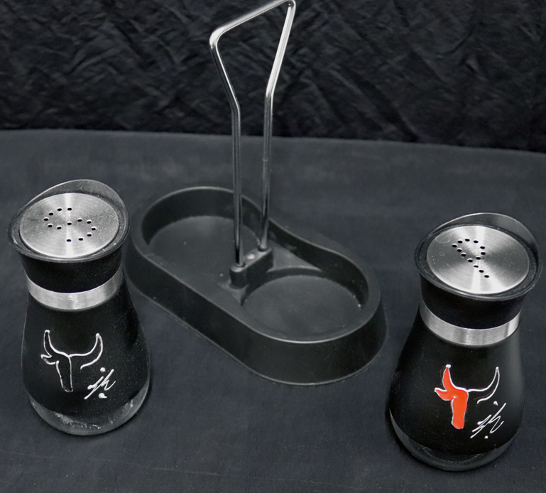 Ensemble Noir Sel & Poivre Taureau 
