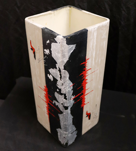Vase carré Taureau Rouge & Noir