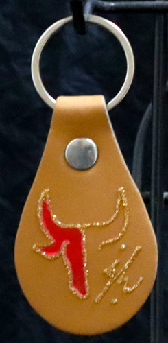 Porte-clés Goutte en cuir PU Camel avec motif taureau