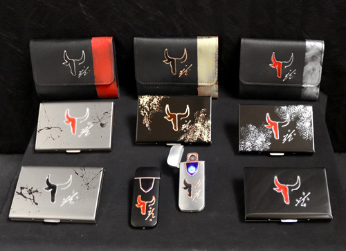 Porte-cartes Métal Noir Taureau Ambre & Or avec blocage RFID