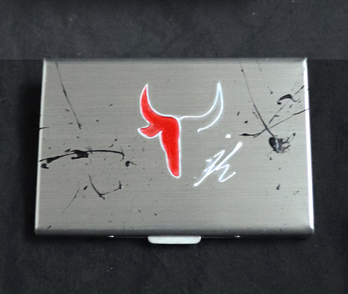 Porte-cartes en acier inoxydable Toro Tete Rouge