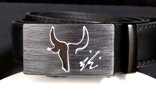 Ceinture avec boucle tête de taureau Noire et contour Argent