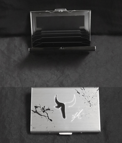 Porte-cartes en acier inoxydable Taureau Tete Noir