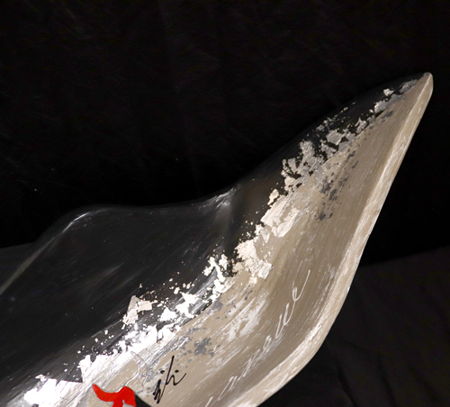 Plat contemporain en céramique Taureau
