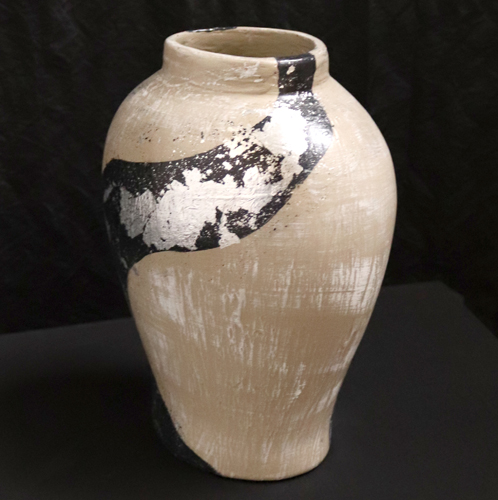 Vase en céramique artistique