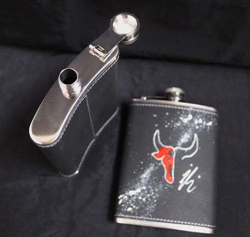 Flasque en acier inoxydable Taureau