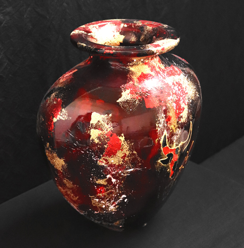 Vase artistique en verre rouge Toro