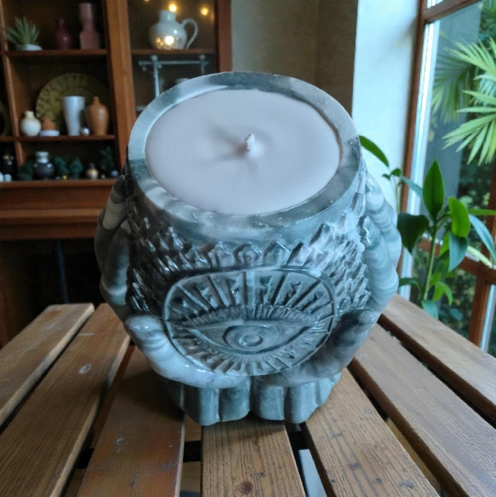 Dekoratyvinė žvakidė su žvake „Apsauga“ –  marmurinis efektas