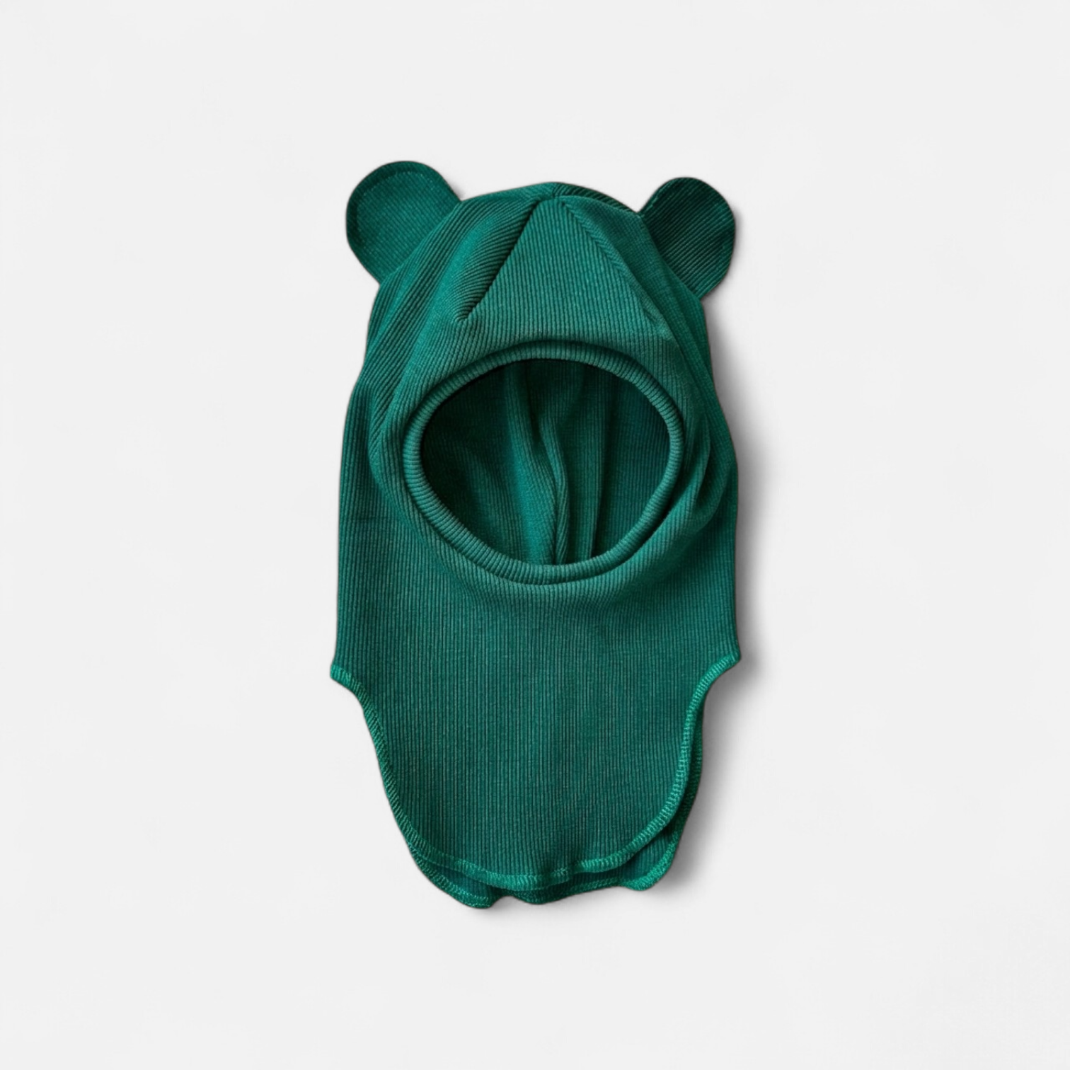 Vaikiškas žalias šalmukas iš tampraus rib trikotažo su ausytėmis